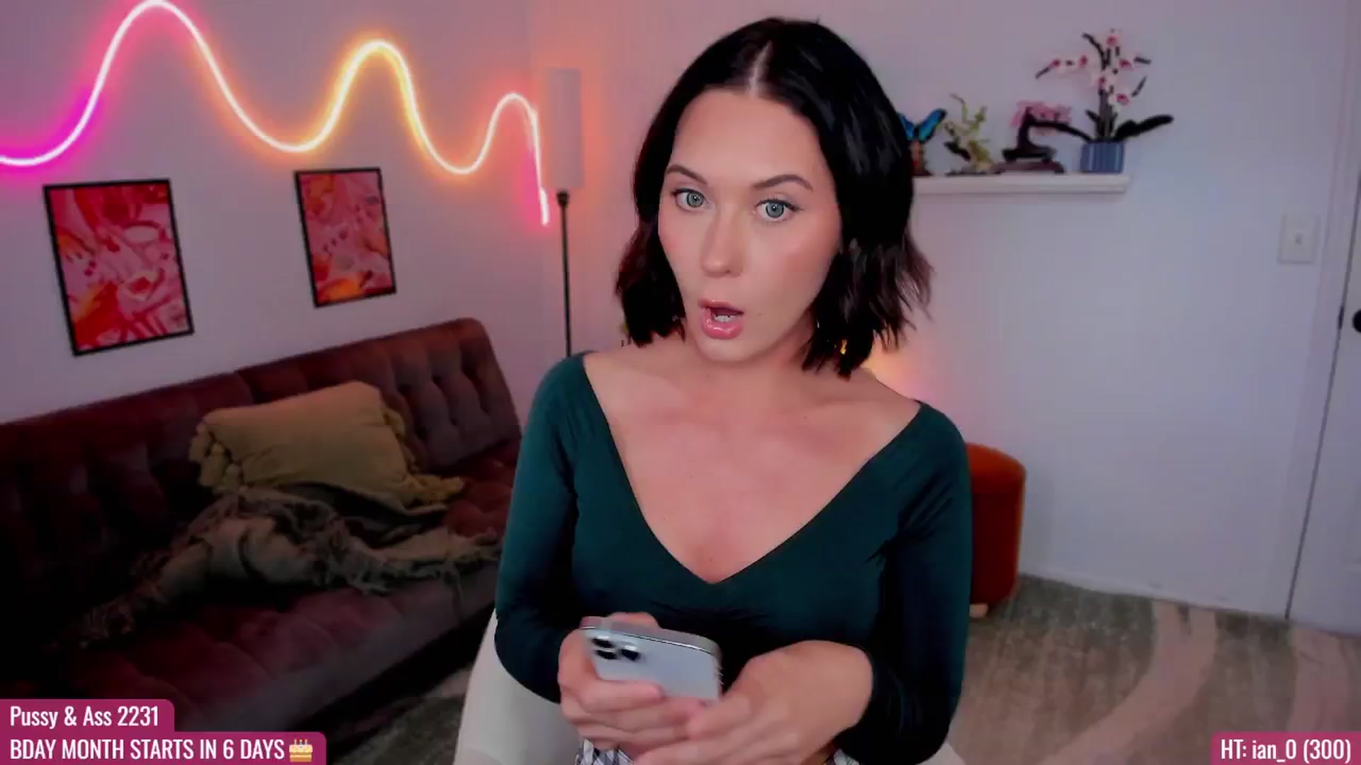 Gallery image thumbnail from AddiLee's myfreecams stream on, 09/25/2024, 21:01 image 18 of 20