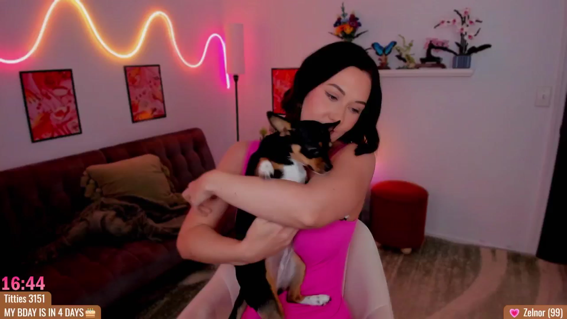 Gallery image thumbnail from AddiLee's myfreecams stream on, 09/27/2024, 20:32 image 16 of 20