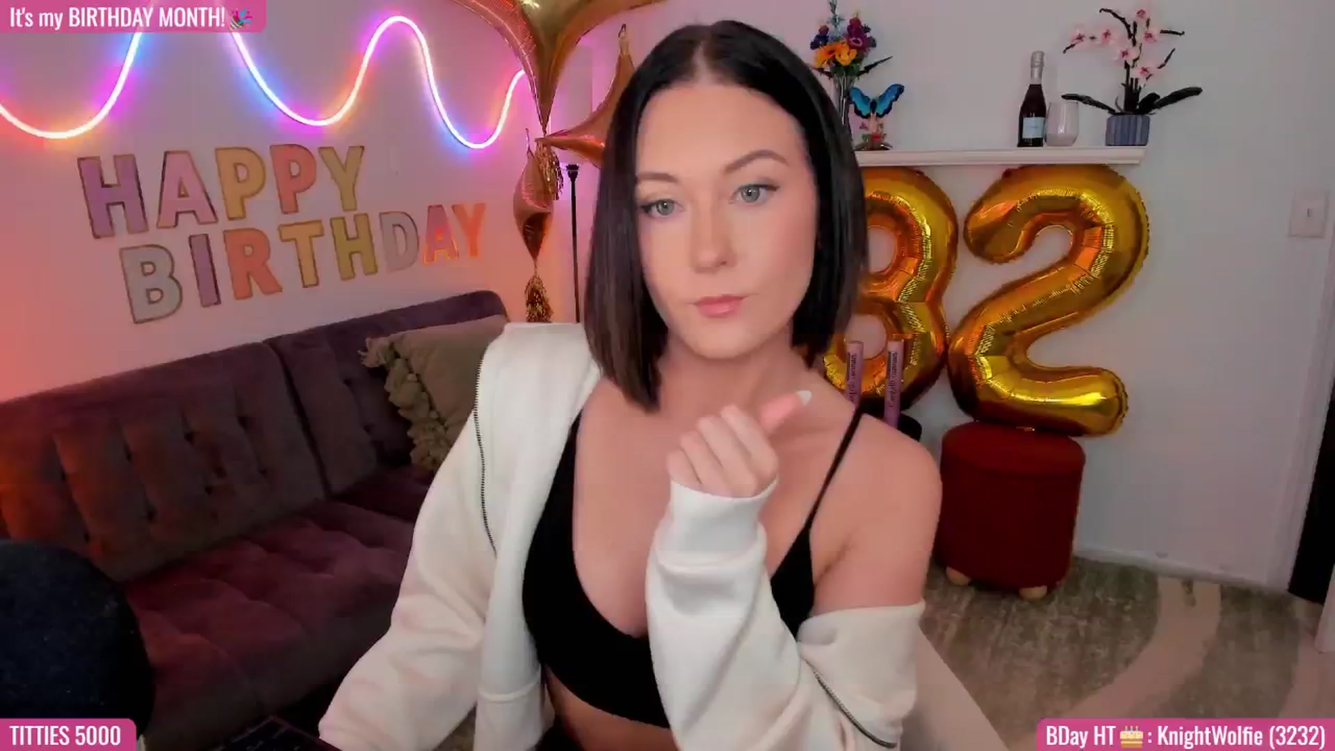 Gallery image thumbnail from AddiLee's myfreecams stream on, 10/05/2024, 18:52 image 1 of 20
