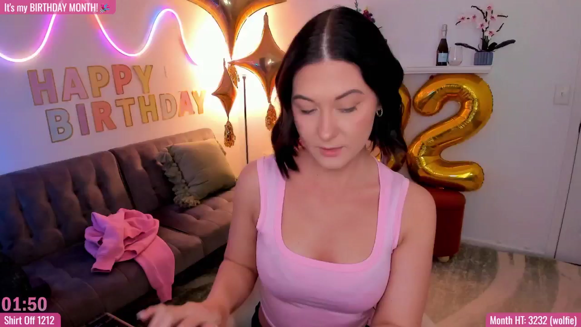 Gallery image thumbnail from AddiLee's myfreecams stream on, 10/06/2024, 17:34 image 20 of 20