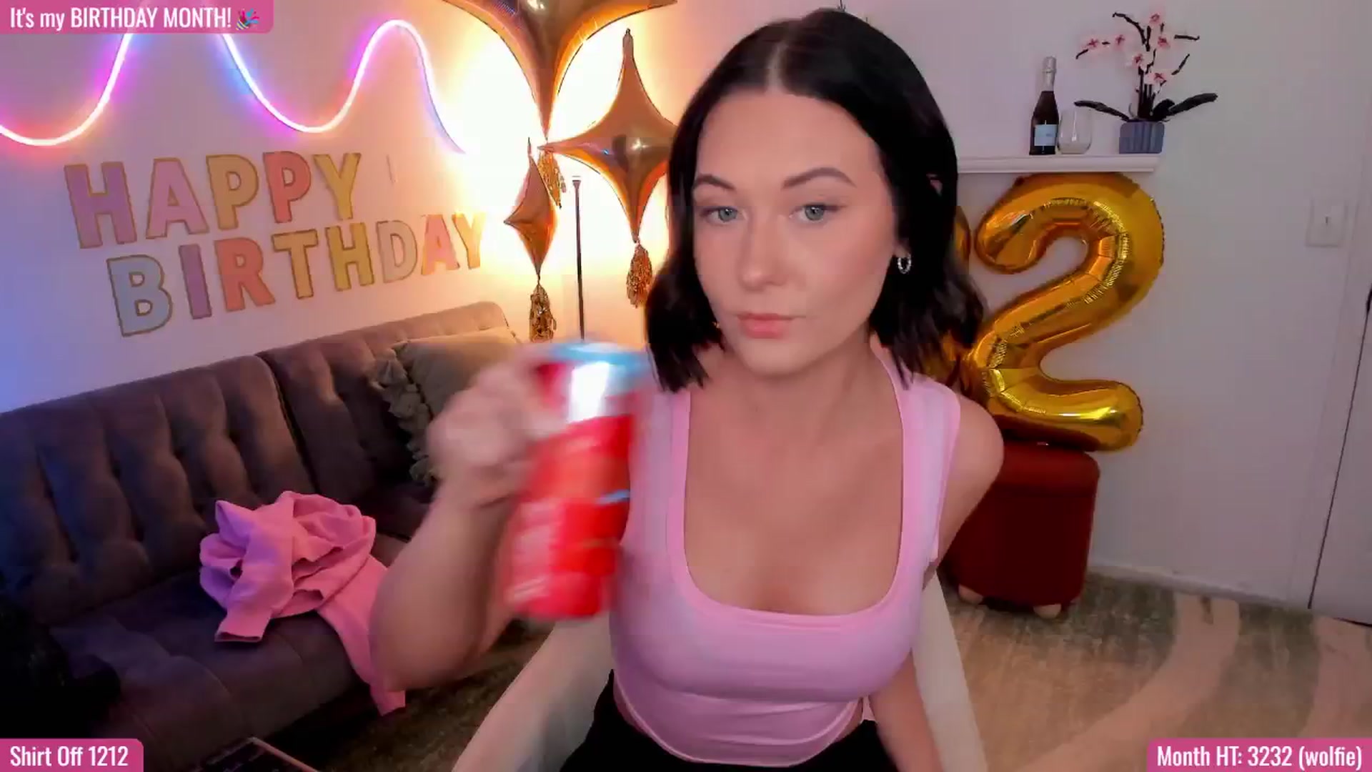 Gallery image thumbnail from AddiLee's myfreecams stream on, 10/06/2024, 17:34 image 14 of 20