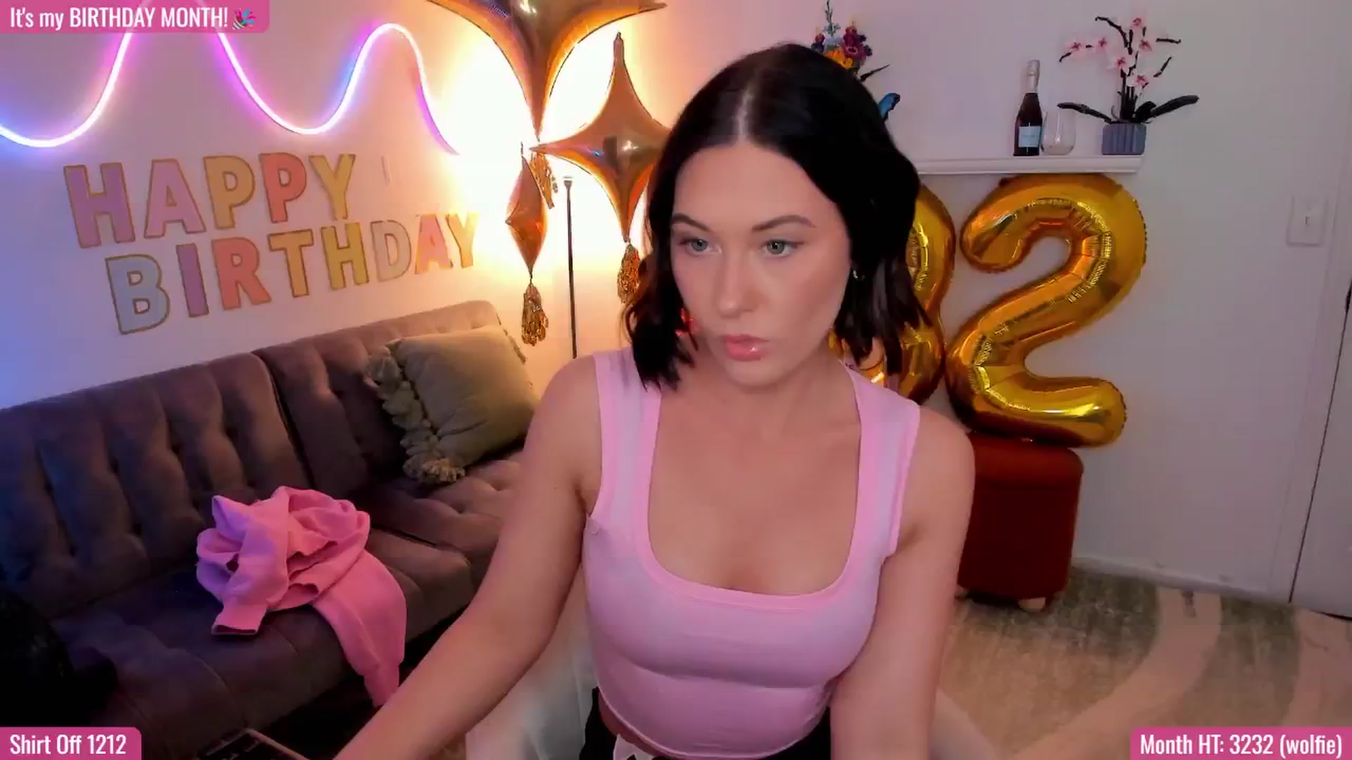 Gallery image thumbnail from AddiLee's myfreecams stream on, 10/06/2024, 17:34 image 6 of 20