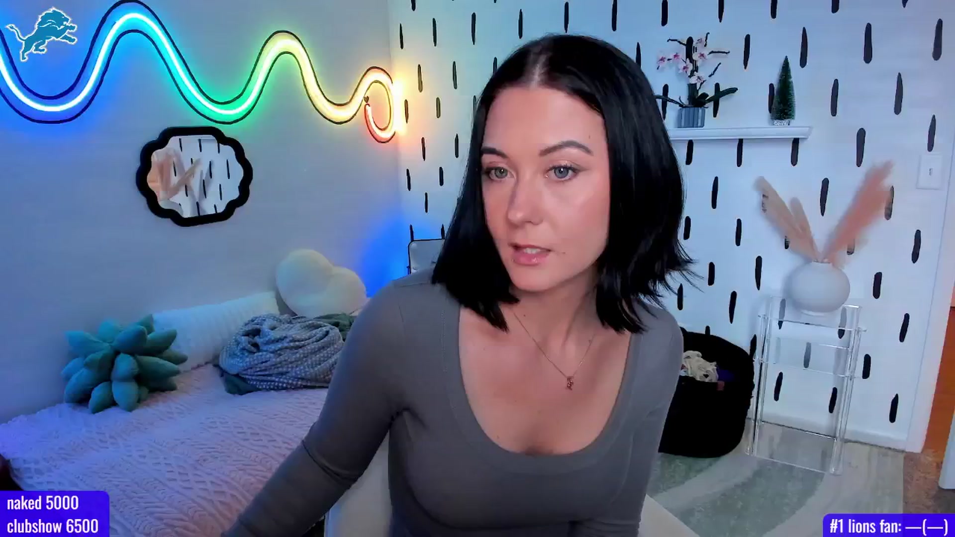 Gallery image thumbnail from AddiLee's myfreecams stream on, 11/24/2024, 19:17 image 1 of 20