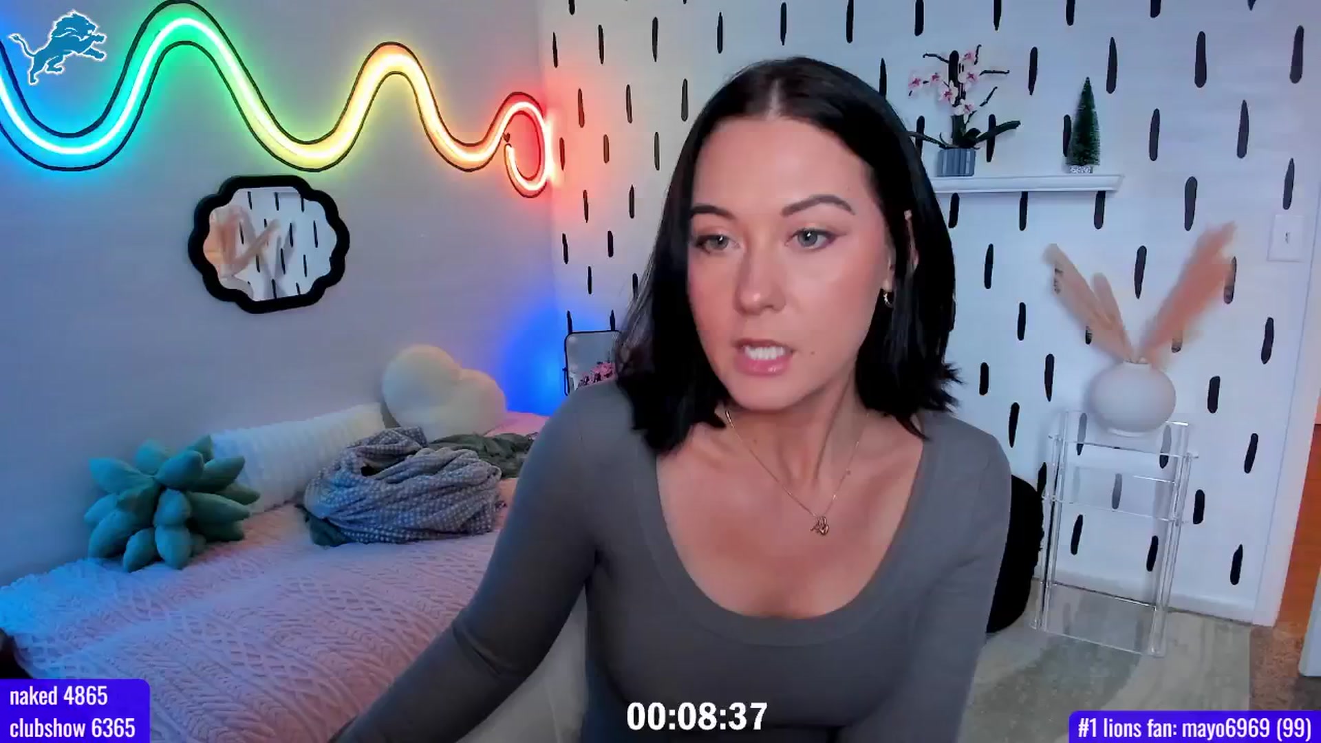 Gallery image thumbnail from AddiLee's myfreecams stream on, 11/24/2024, 19:17 image 12 of 20