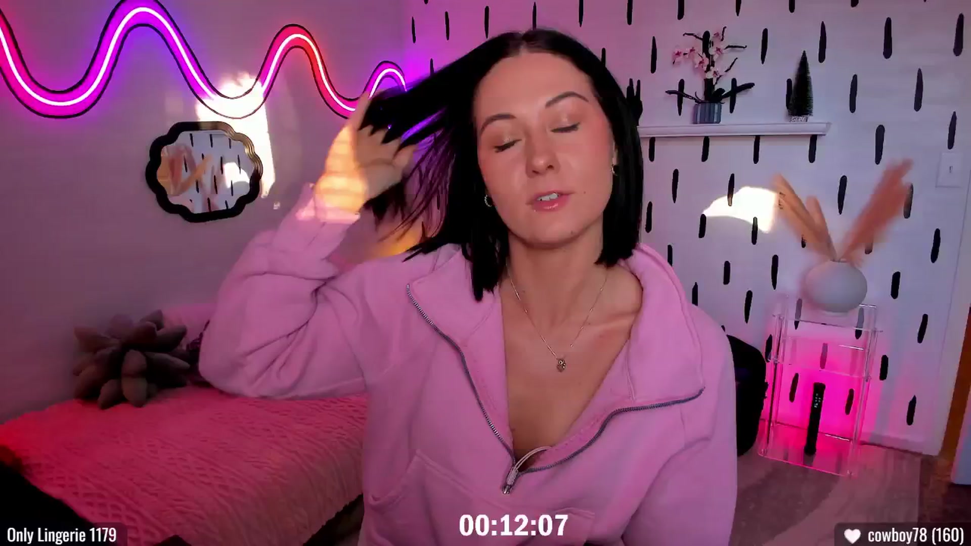 Gallery image thumbnail from AddiLee's myfreecams stream on, 11/26/2024, 21:36 image 19 of 20