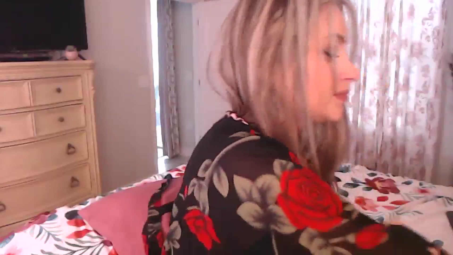 Gallery image thumbnail from AddictiveKiss's myfreecams stream on, 02/29/2024, 21:57 image 20 of 20
