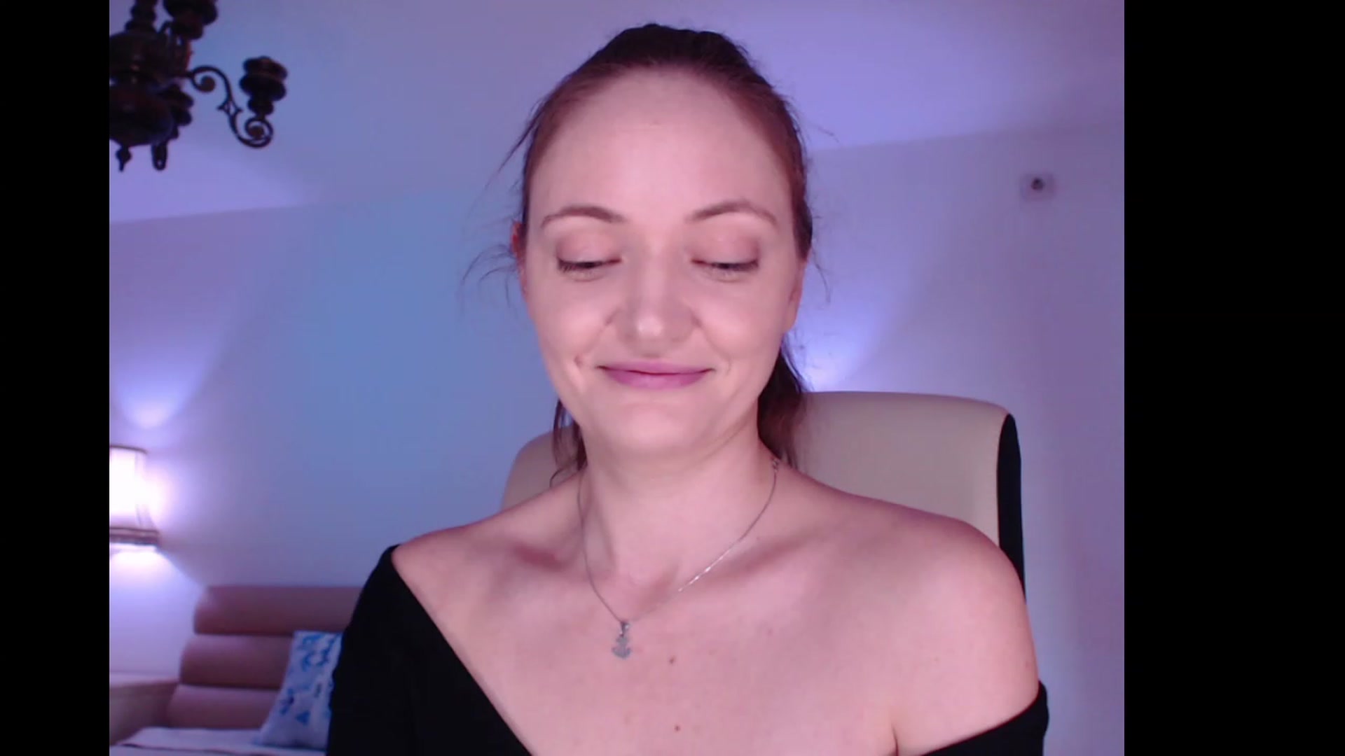 Gallery image thumbnail from AddictiveLara's myfreecams stream on, 11/21/2022, 10:11 image 20 of 20