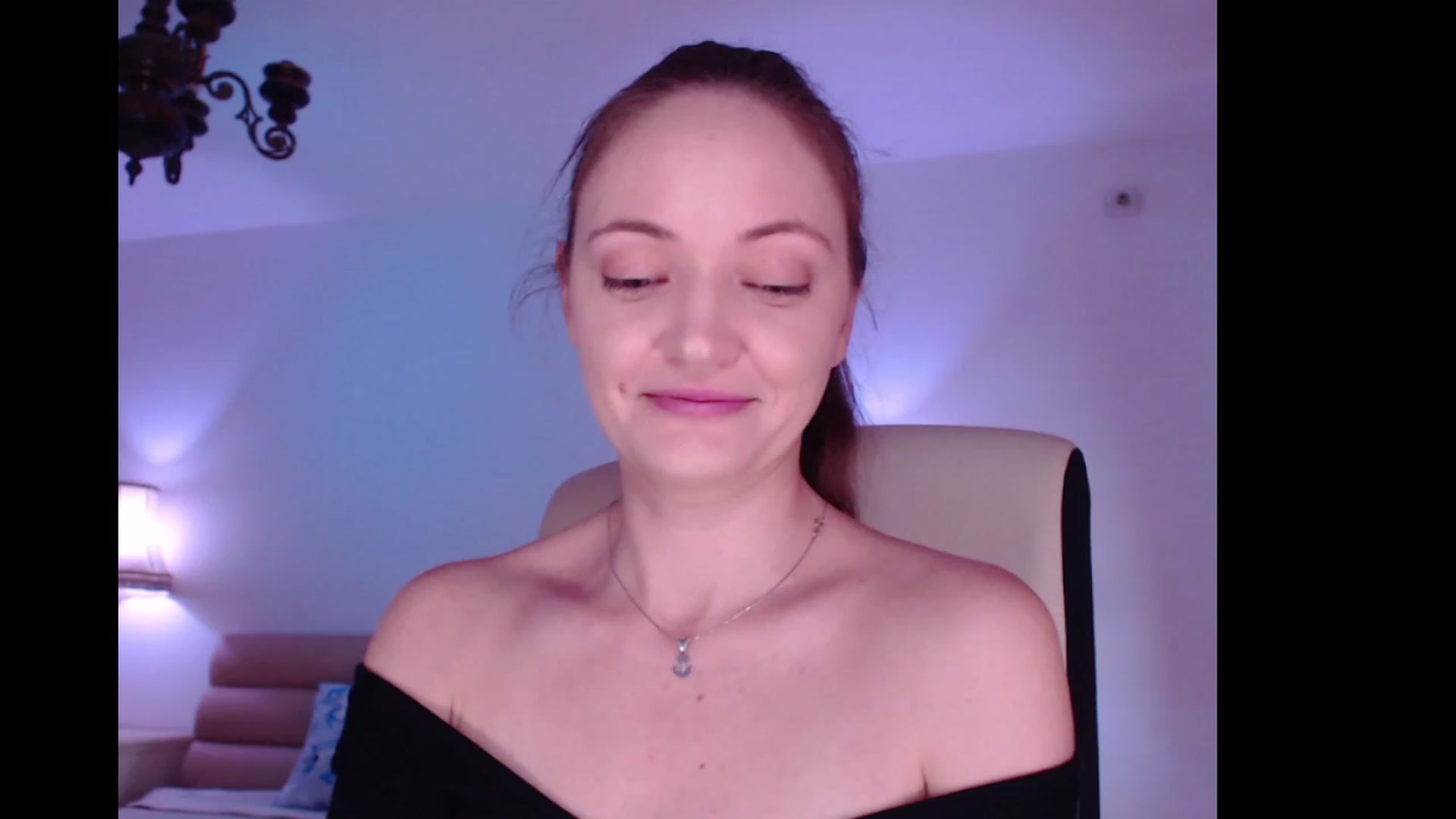 Gallery image thumbnail from AddictiveLara's myfreecams stream on, 11/21/2022, 10:11 image 8 of 20