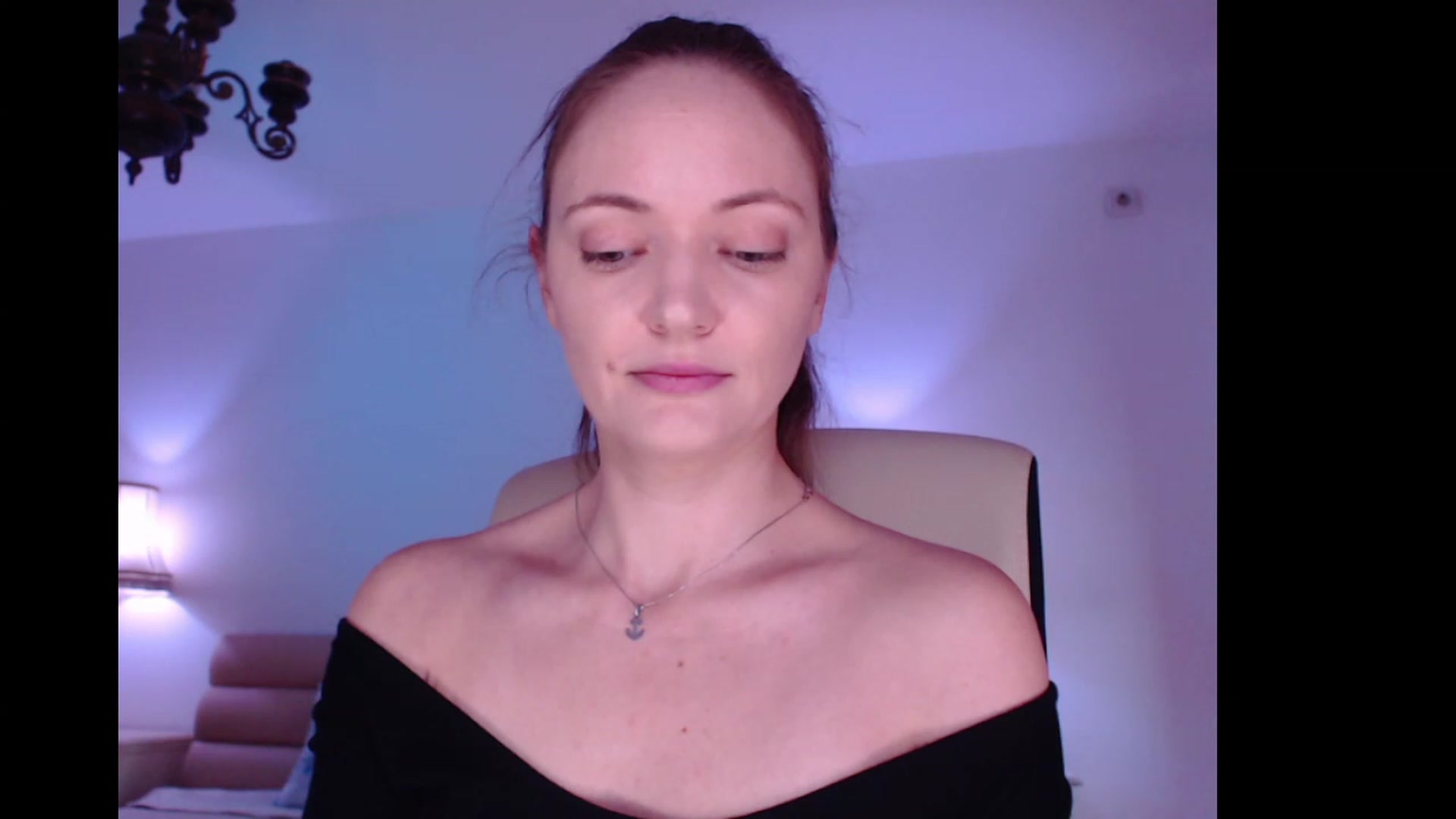 Gallery image thumbnail from AddictiveLara's myfreecams stream on, 11/21/2022, 10:11 image 16 of 20