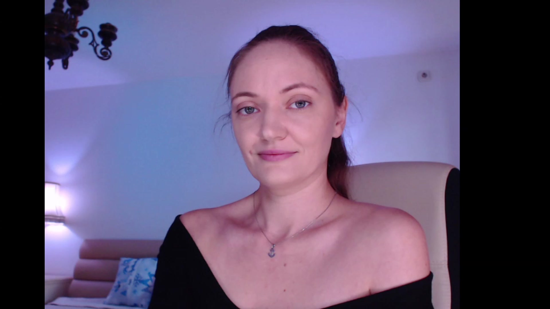 Gallery image thumbnail from AddictiveLara's myfreecams stream on, 11/21/2022, 10:57 image 10 of 20