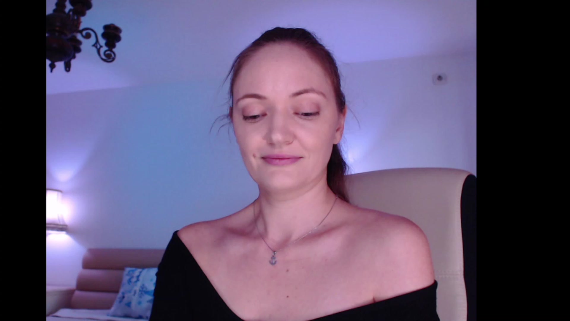 Gallery image thumbnail from AddictiveLara's myfreecams stream on, 11/21/2022, 10:57 image 9 of 20