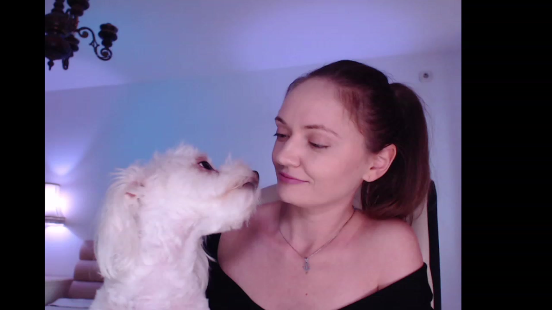 Gallery image thumbnail from AddictiveLara's myfreecams stream on, 11/21/2022, 10:57 image 14 of 20