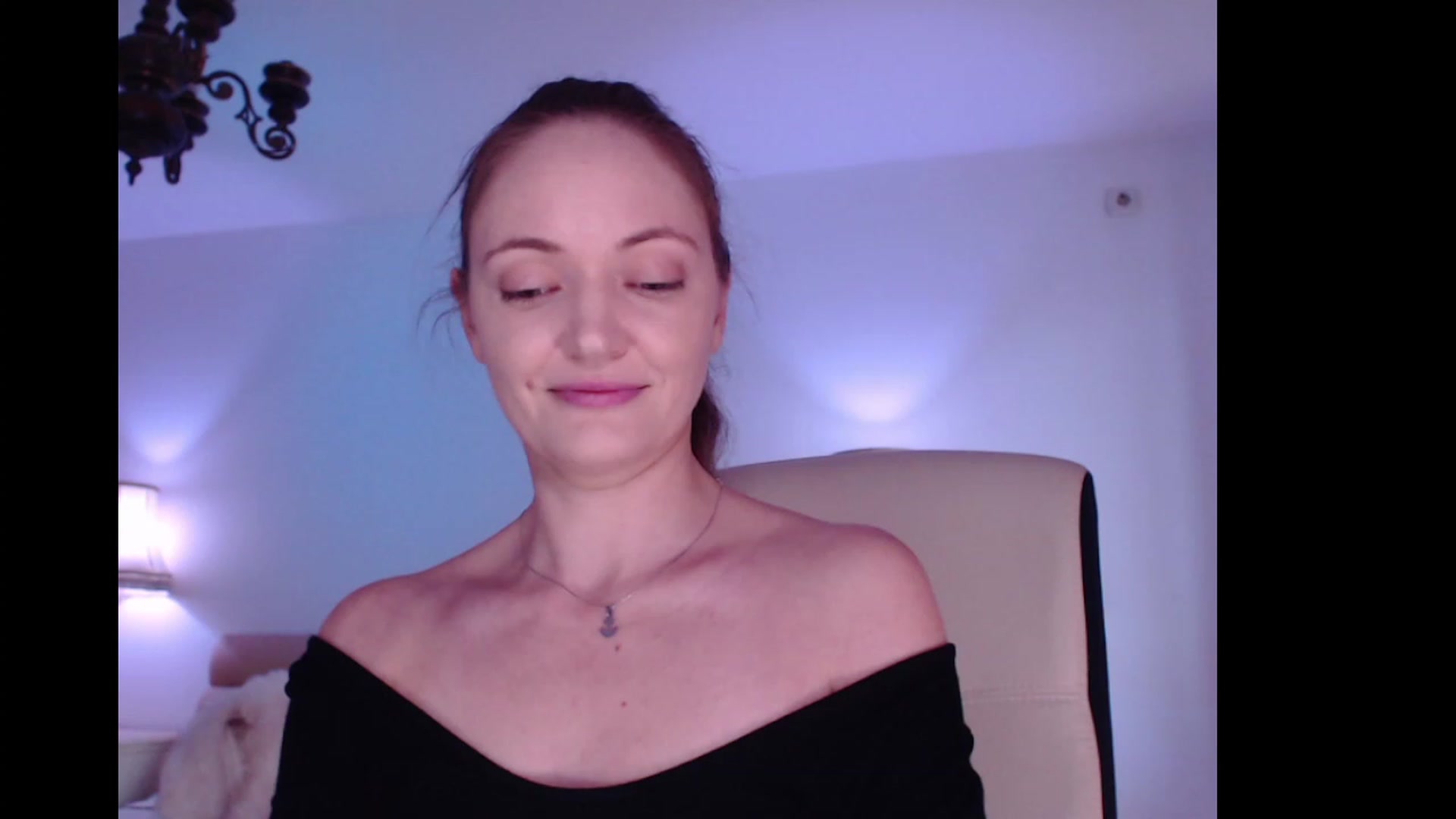 Gallery image thumbnail from AddictiveLara's myfreecams stream on, 11/21/2022, 10:57 image 17 of 20