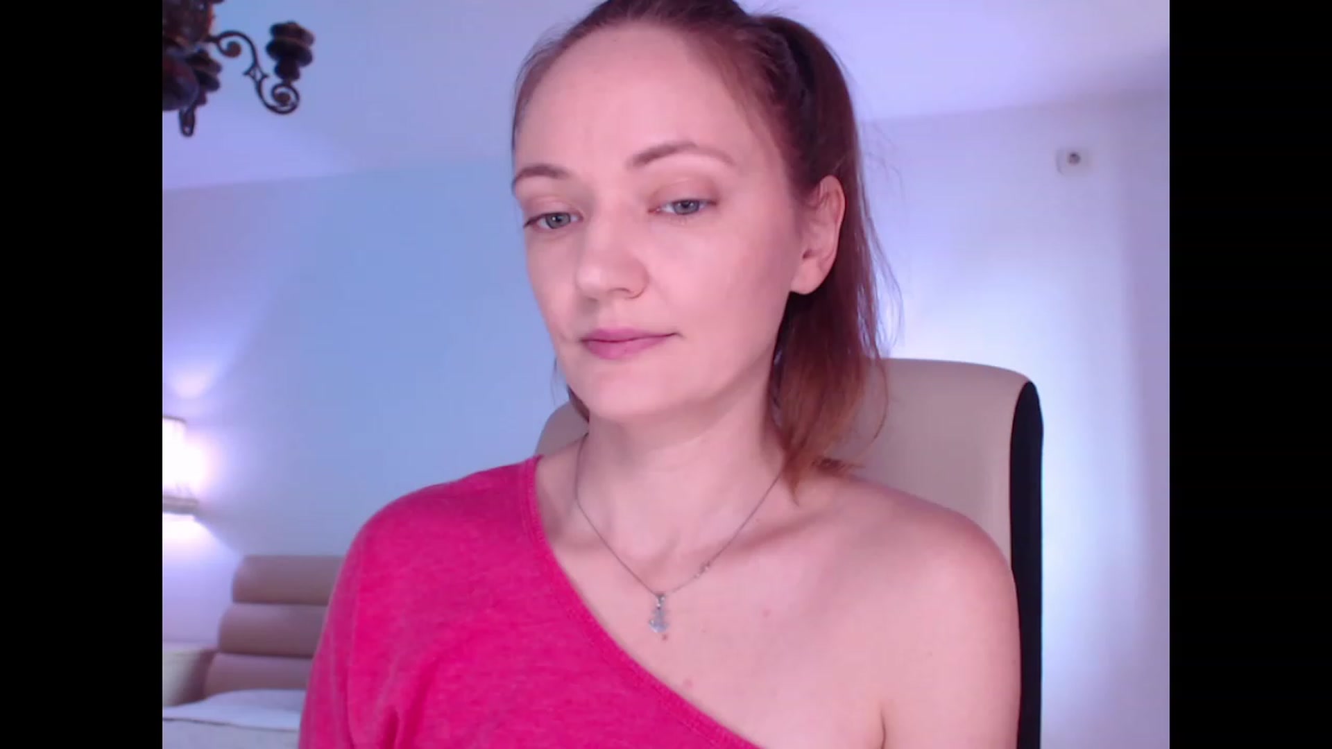 Gallery image thumbnail from AddictiveLara's myfreecams stream on, 11/29/2022, 10:30 image 6 of 20