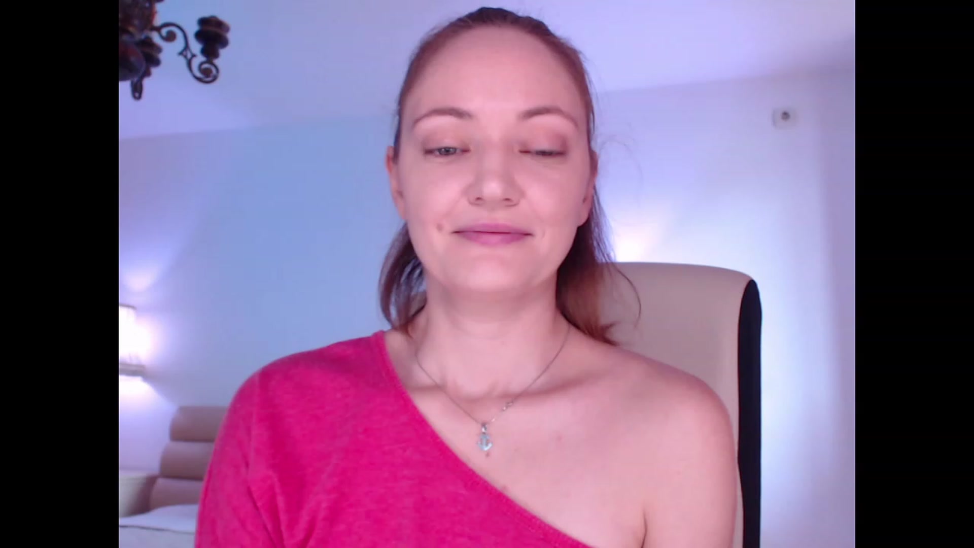 Gallery image thumbnail from AddictiveLara's myfreecams stream on, 11/29/2022, 10:30 image 5 of 20