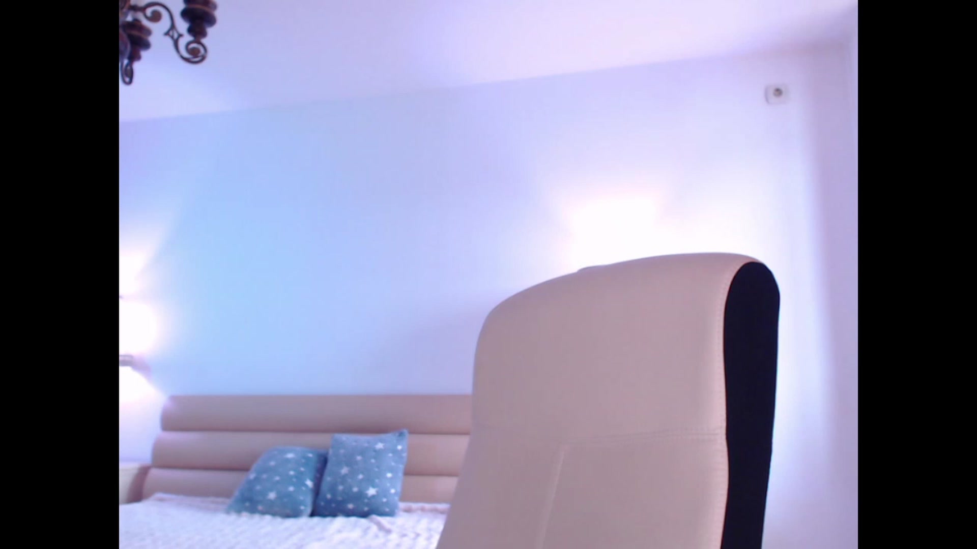 Gallery image thumbnail from AddictiveLara's myfreecams stream on, 02/06/2023, 11:02 image 8 of 20