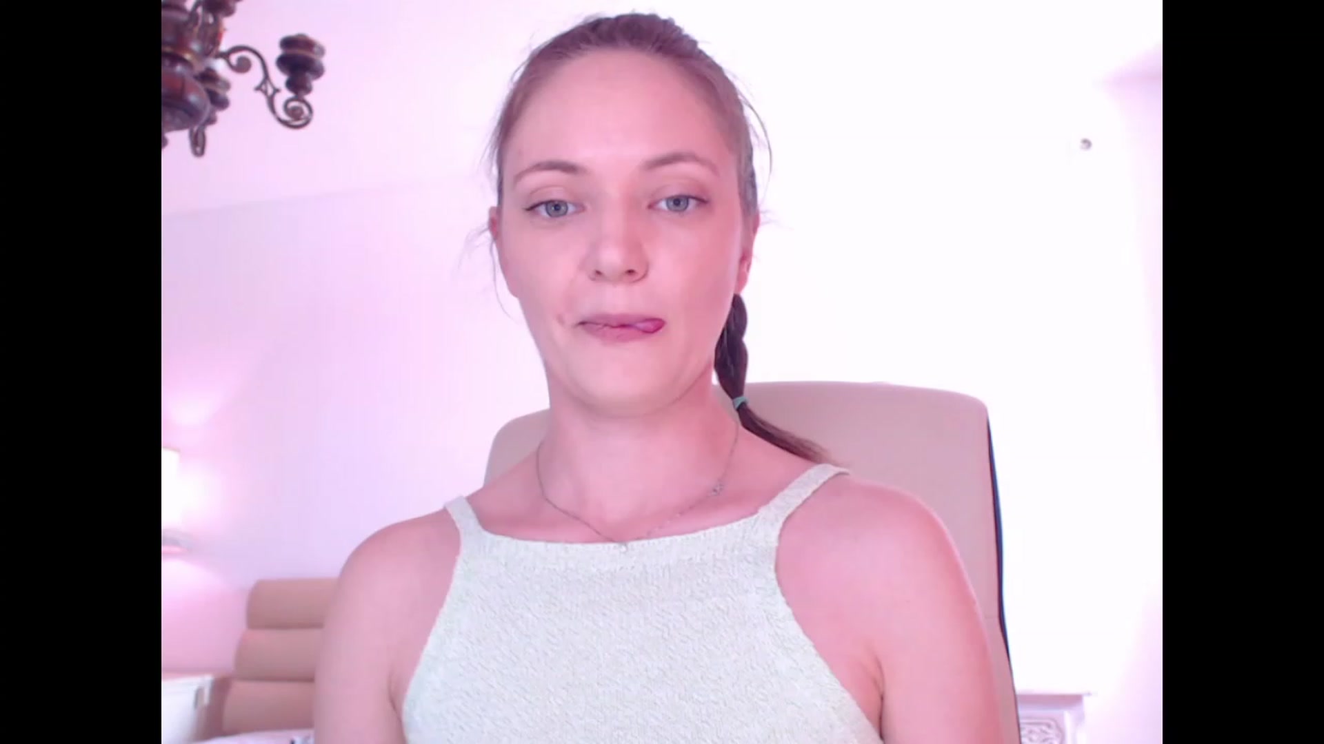 Gallery image thumbnail from AddictiveLara's myfreecams stream on, 06/27/2023, 10:25 image 18 of 20
