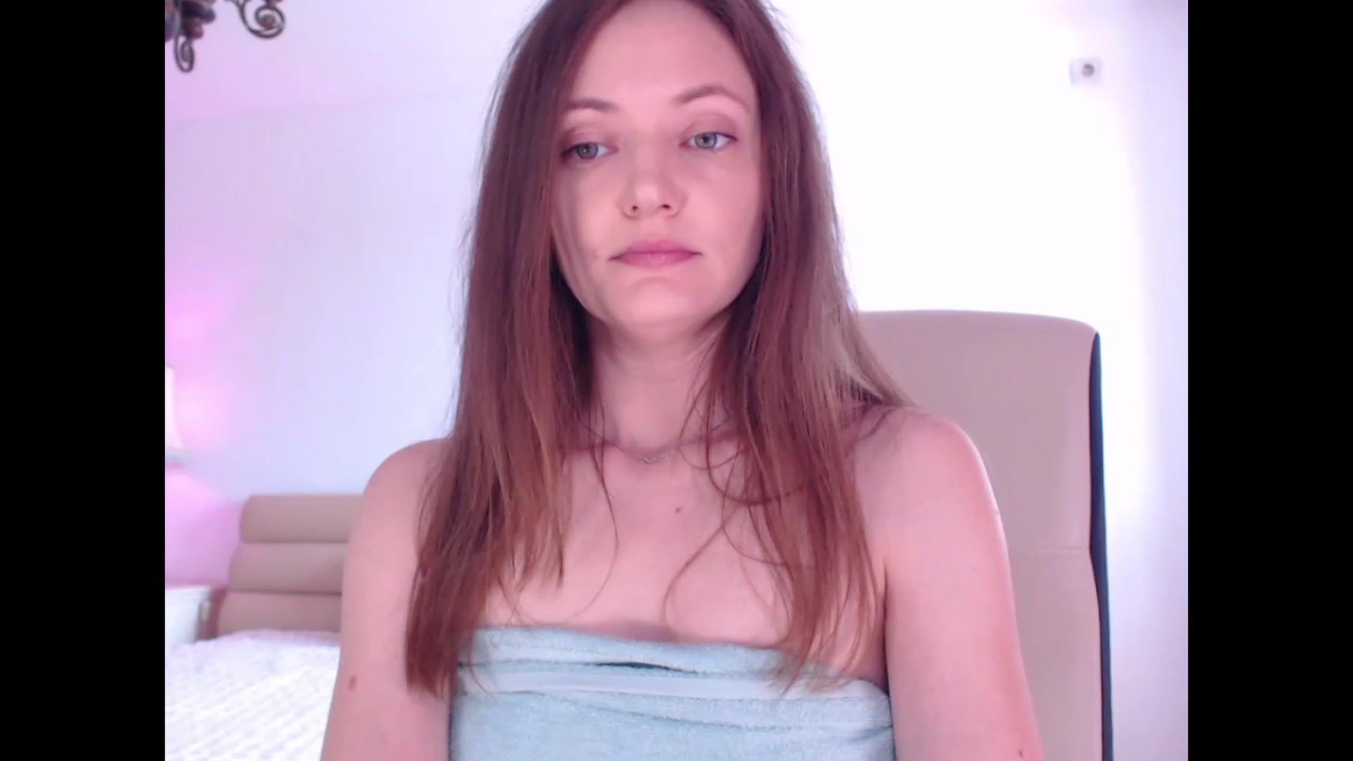 Gallery image thumbnail from AddictiveLara's myfreecams stream on, 08/20/2023, 10:38 image 8 of 20