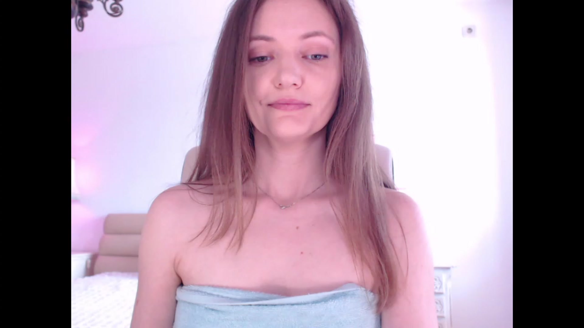 Gallery image thumbnail from AddictiveLara's myfreecams stream on, 08/20/2023, 10:38 image 14 of 20
