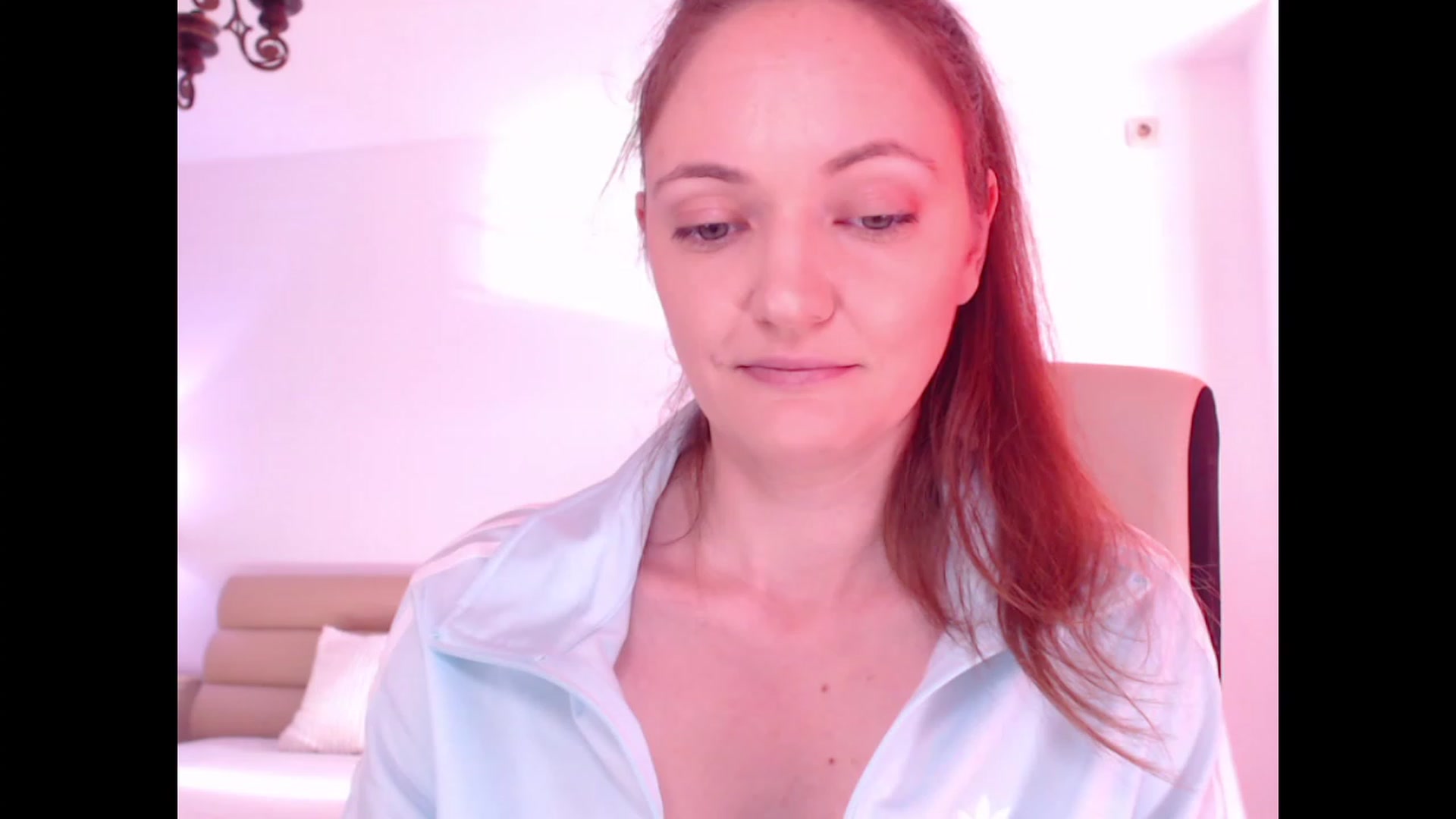 Gallery image thumbnail from AddictiveLara's myfreecams stream on, 12/21/2023, 11:25 image 16 of 20