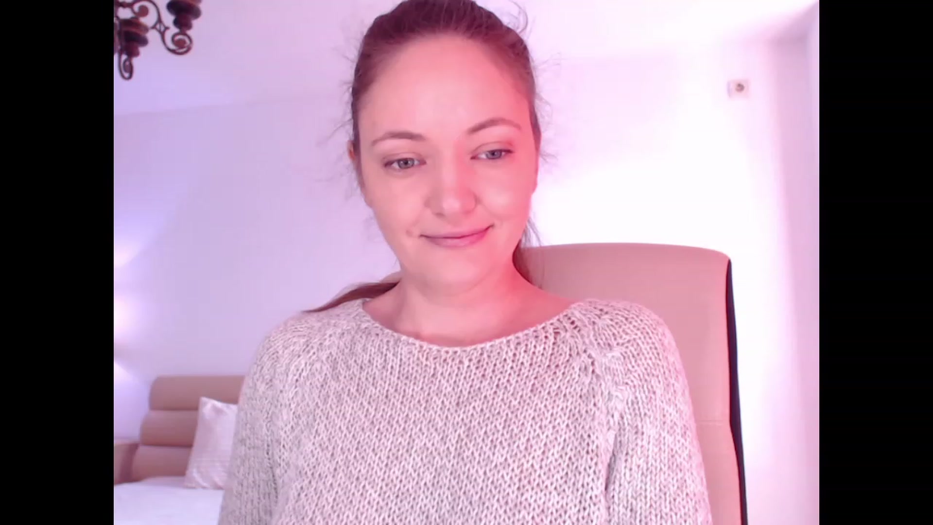 Gallery image thumbnail from AddictiveLara's myfreecams stream on, 12/24/2023, 10:13 image 9 of 20