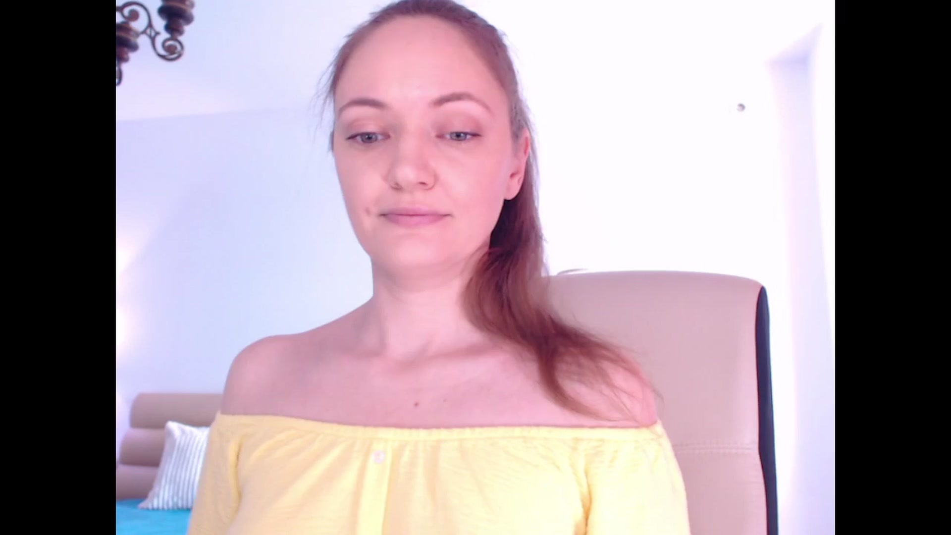 Gallery image thumbnail from AddictiveLara's myfreecams stream on, 04/02/2024, 08:40 image 9 of 20