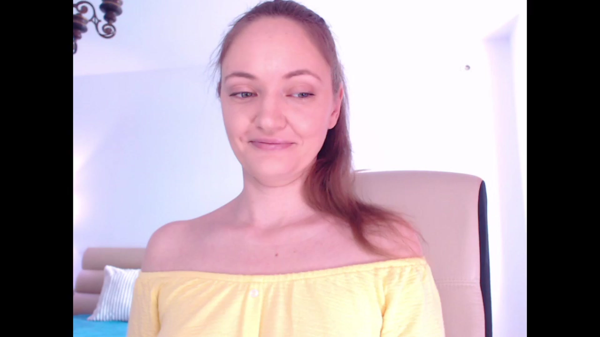 Gallery image thumbnail from AddictiveLara's myfreecams stream on, 04/02/2024, 08:40 image 10 of 20
