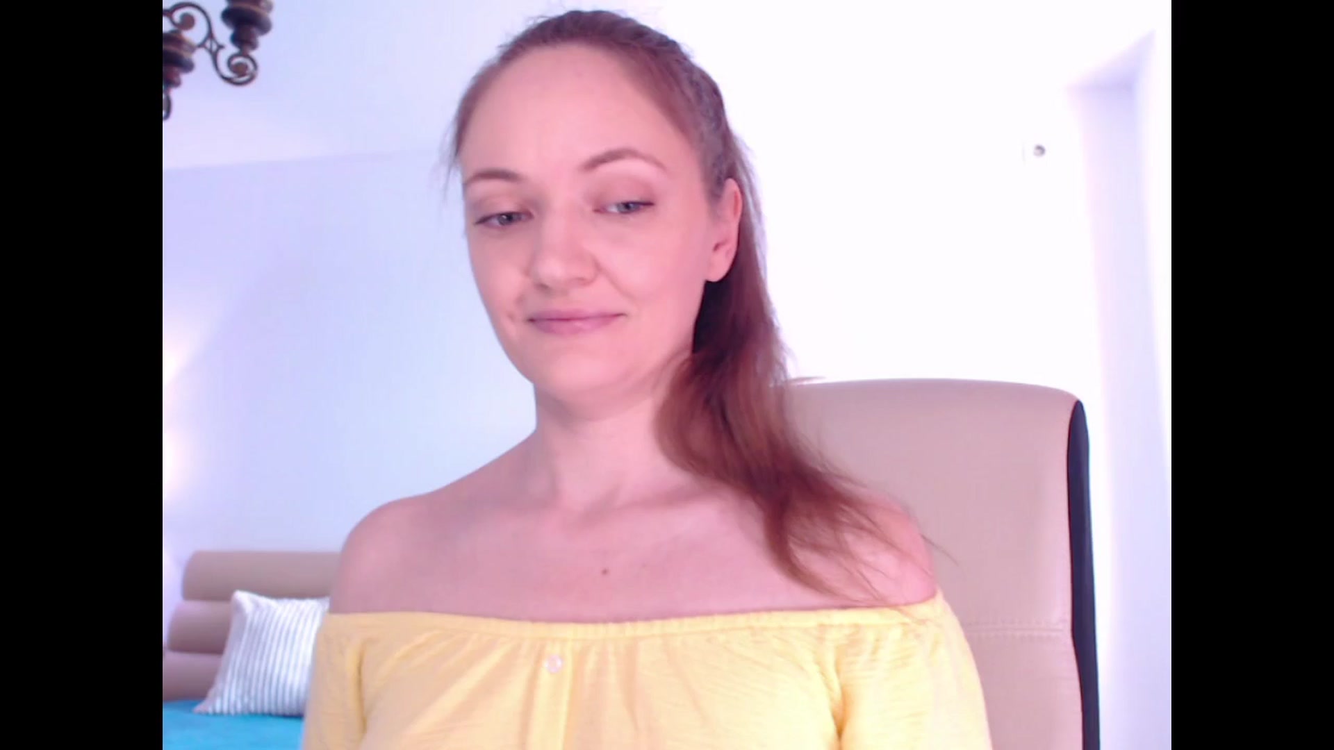 Gallery image thumbnail from AddictiveLara's myfreecams stream on, 04/02/2024, 08:40 image 4 of 20