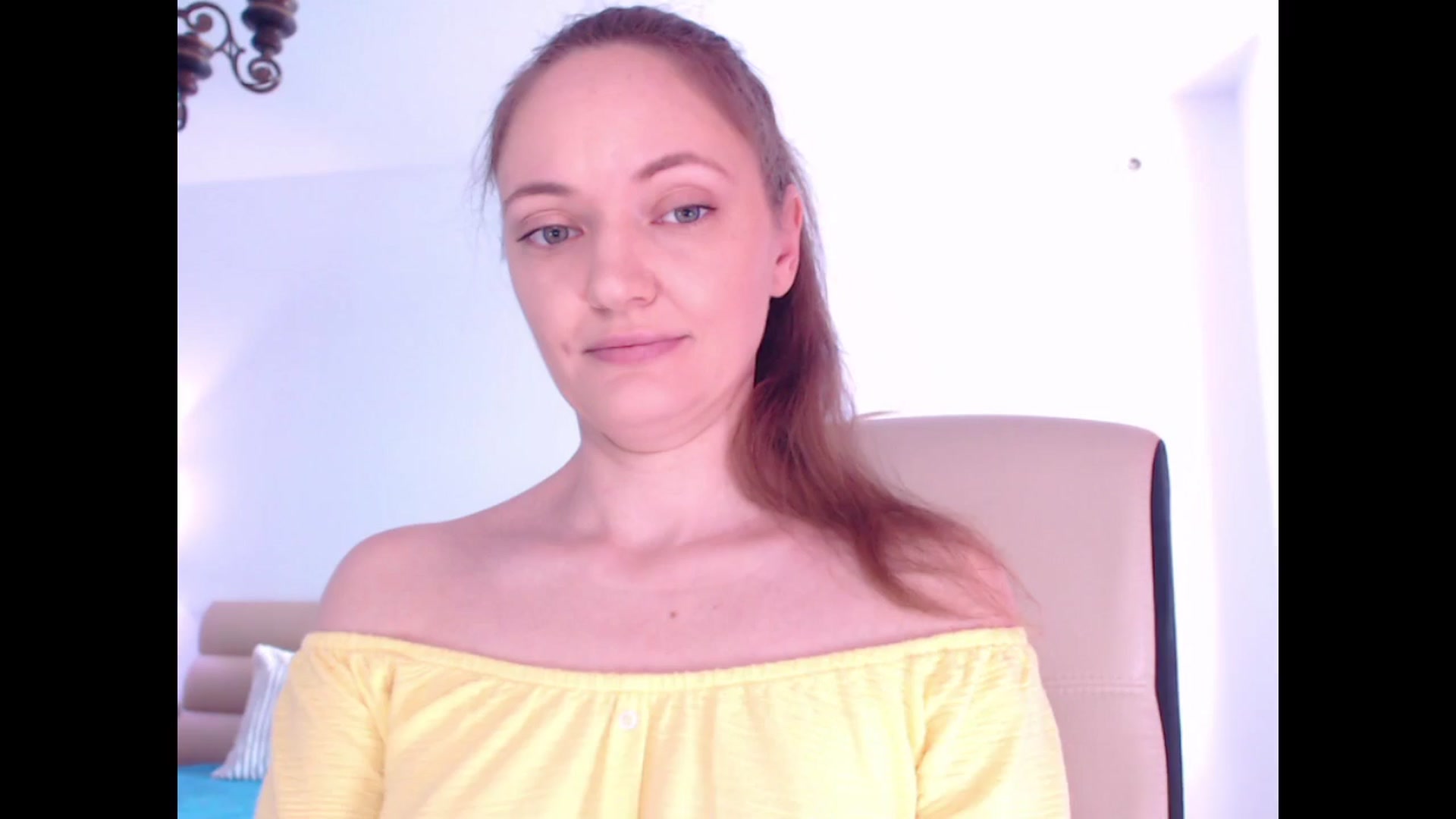 Gallery image thumbnail from AddictiveLara's myfreecams stream on, 04/02/2024, 08:40 image 6 of 20