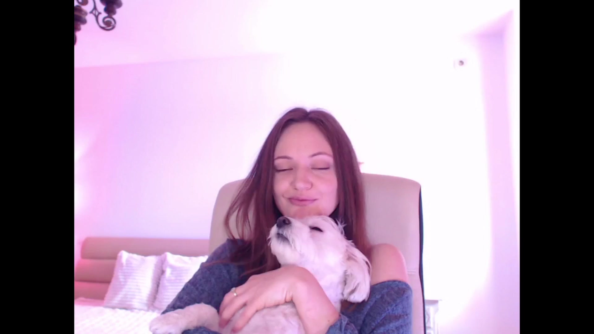 Gallery image thumbnail from AddictiveLara's myfreecams stream on, 05/20/2024, 09:28 image 11 of 20