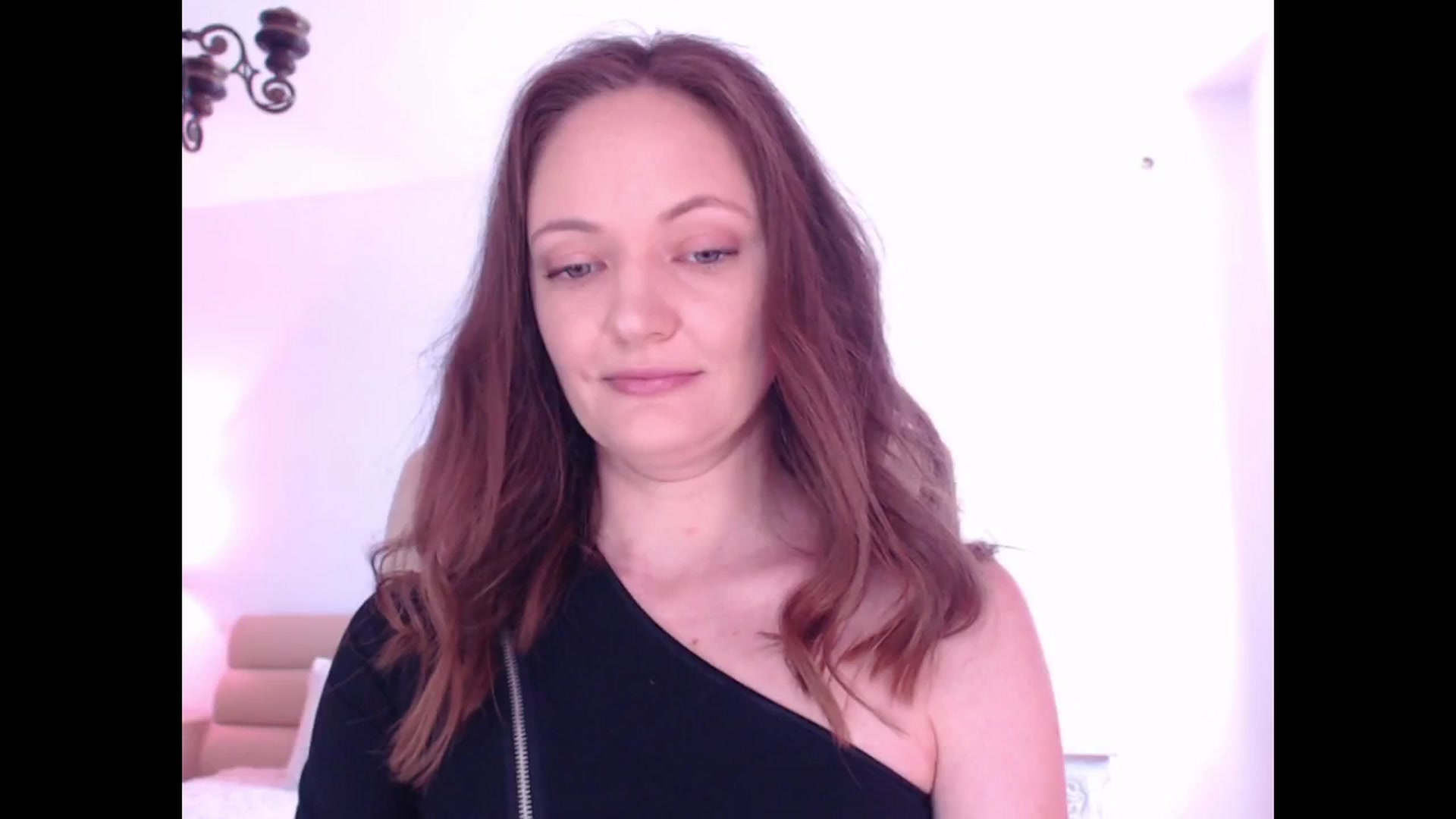 Gallery image thumbnail from AddictiveLara's myfreecams stream on, 05/26/2024, 10:25 image 8 of 20