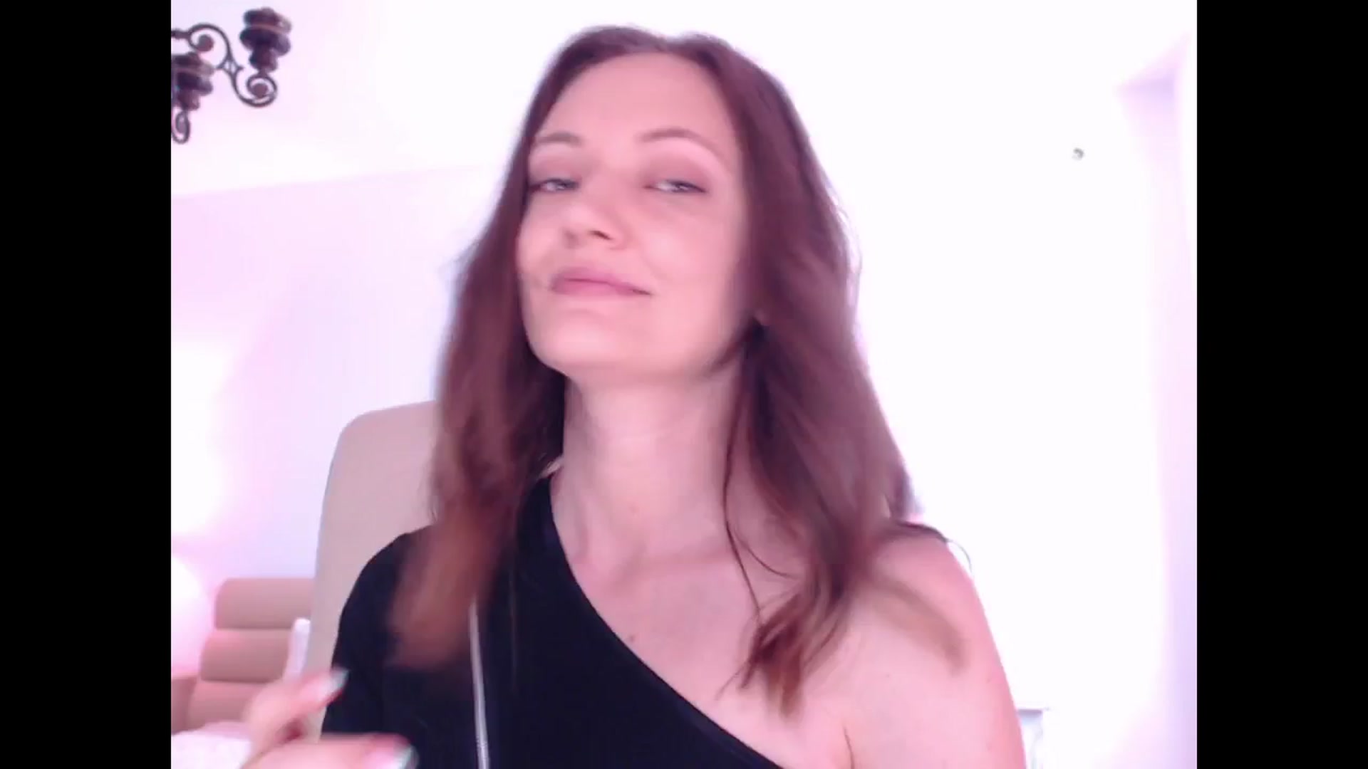 Gallery image thumbnail from AddictiveLara's myfreecams stream on, 05/26/2024, 10:25 image 16 of 20