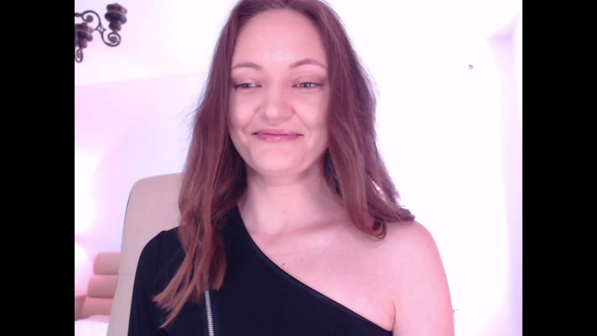 Gallery image thumbnail from AddictiveLara's myfreecams stream on, 05/26/2024, 10:25 image 13 of 20