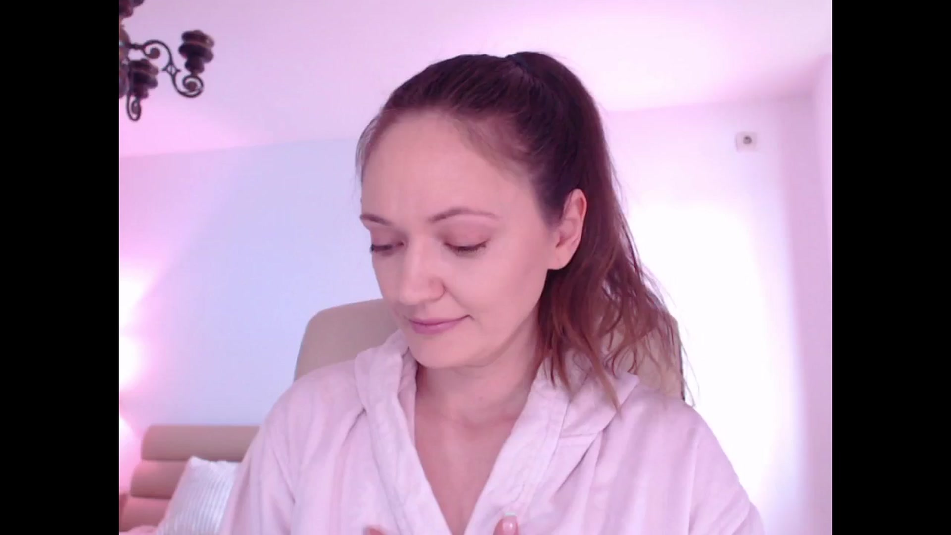 Gallery image thumbnail from AddictiveLara's myfreecams stream on, 05/28/2024, 08:50 image 14 of 20