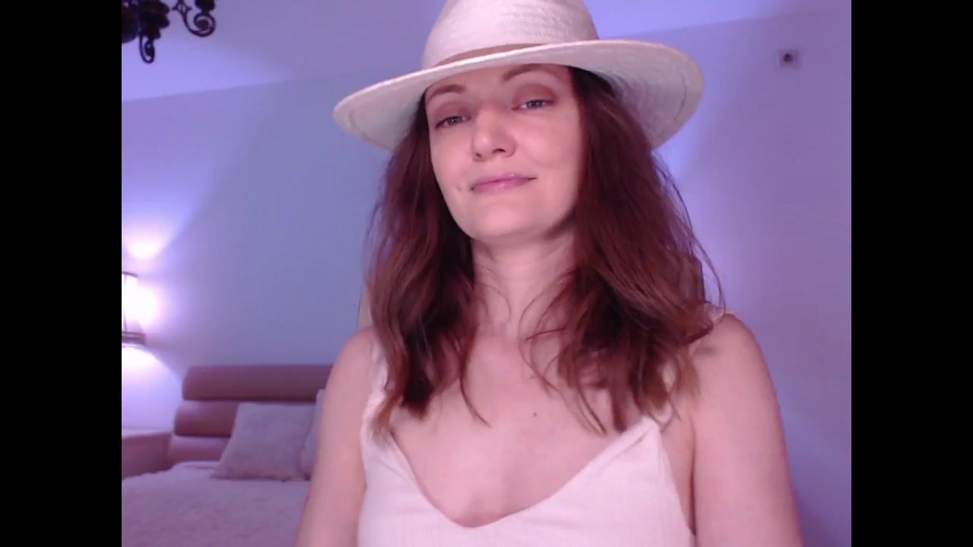 Gallery image thumbnail from AddictiveLara's myfreecams stream on, 06/09/2024, 20:42 image 6 of 20