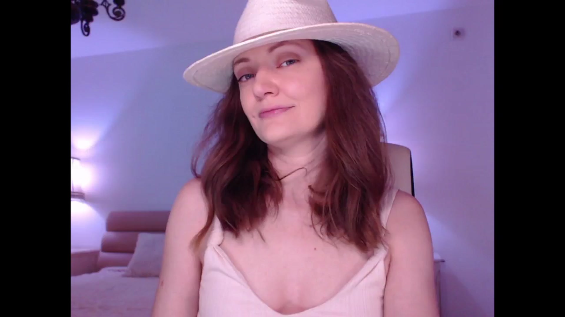Gallery image thumbnail from AddictiveLara's myfreecams stream on, 06/09/2024, 20:42 image 1 of 20