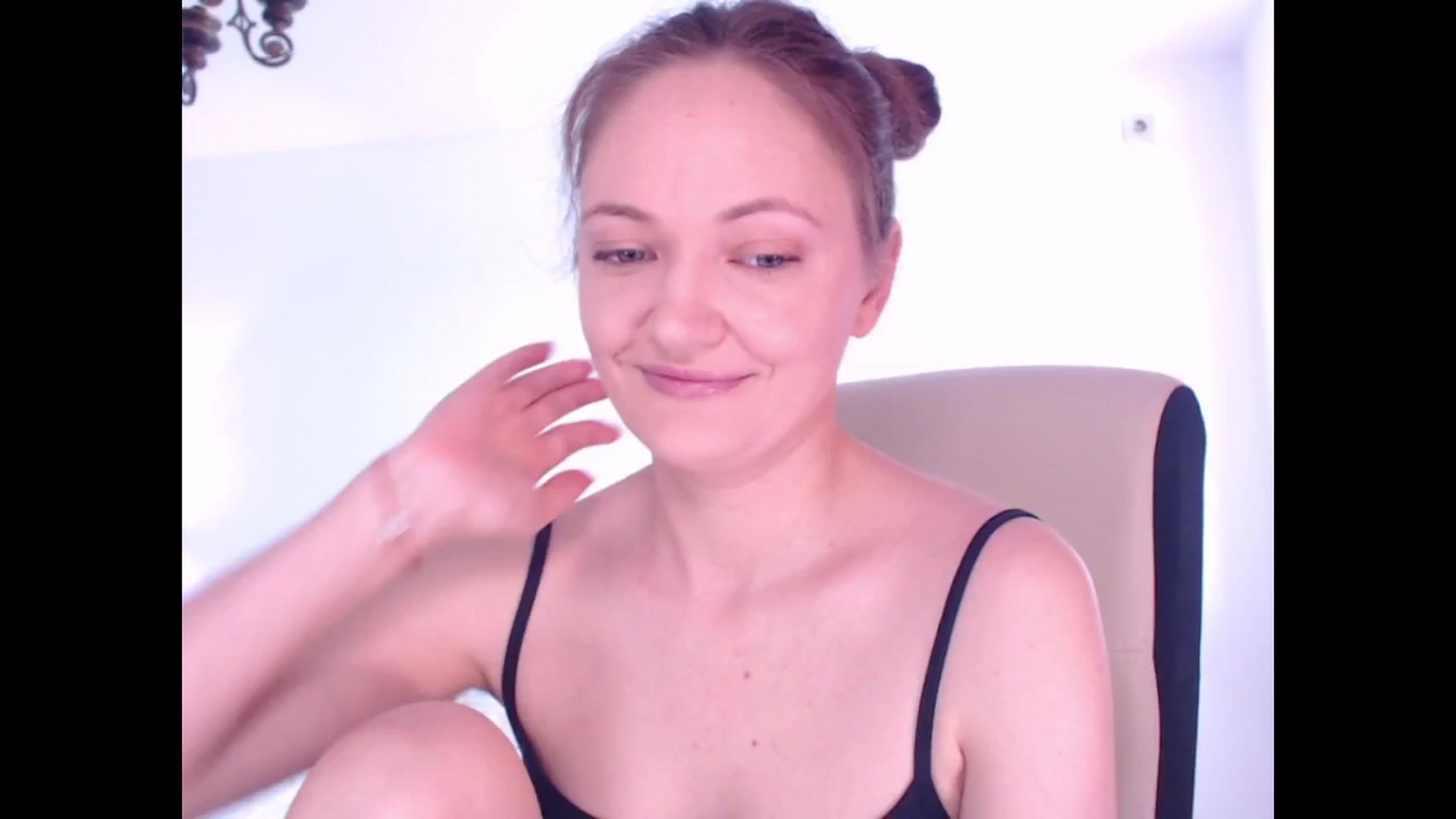Gallery image thumbnail from AddictiveLara's myfreecams stream on, 06/20/2024, 08:56 image 3 of 20