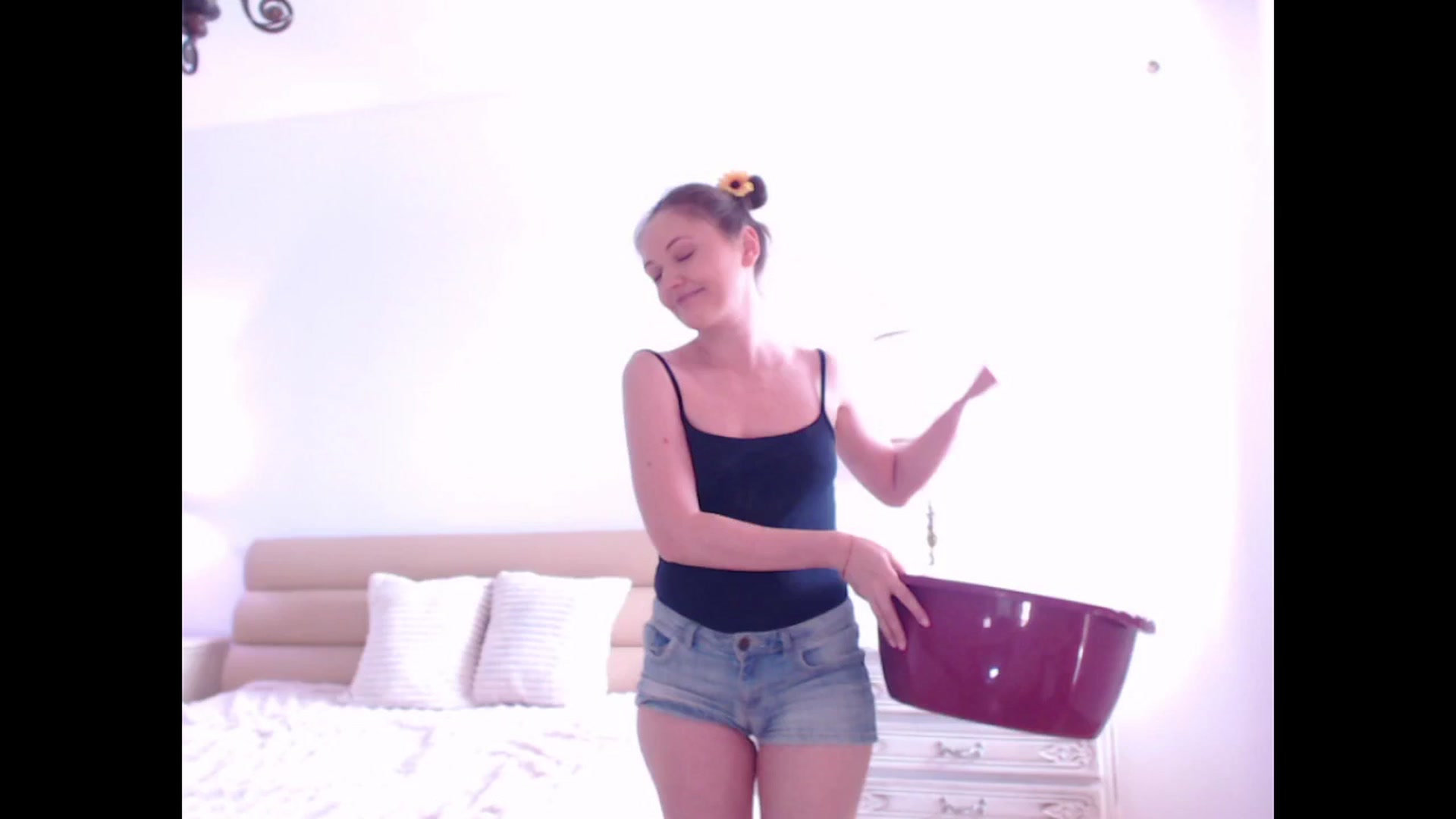 Gallery image thumbnail from AddictiveLara's myfreecams stream on, 06/20/2024, 10:53 image 8 of 20