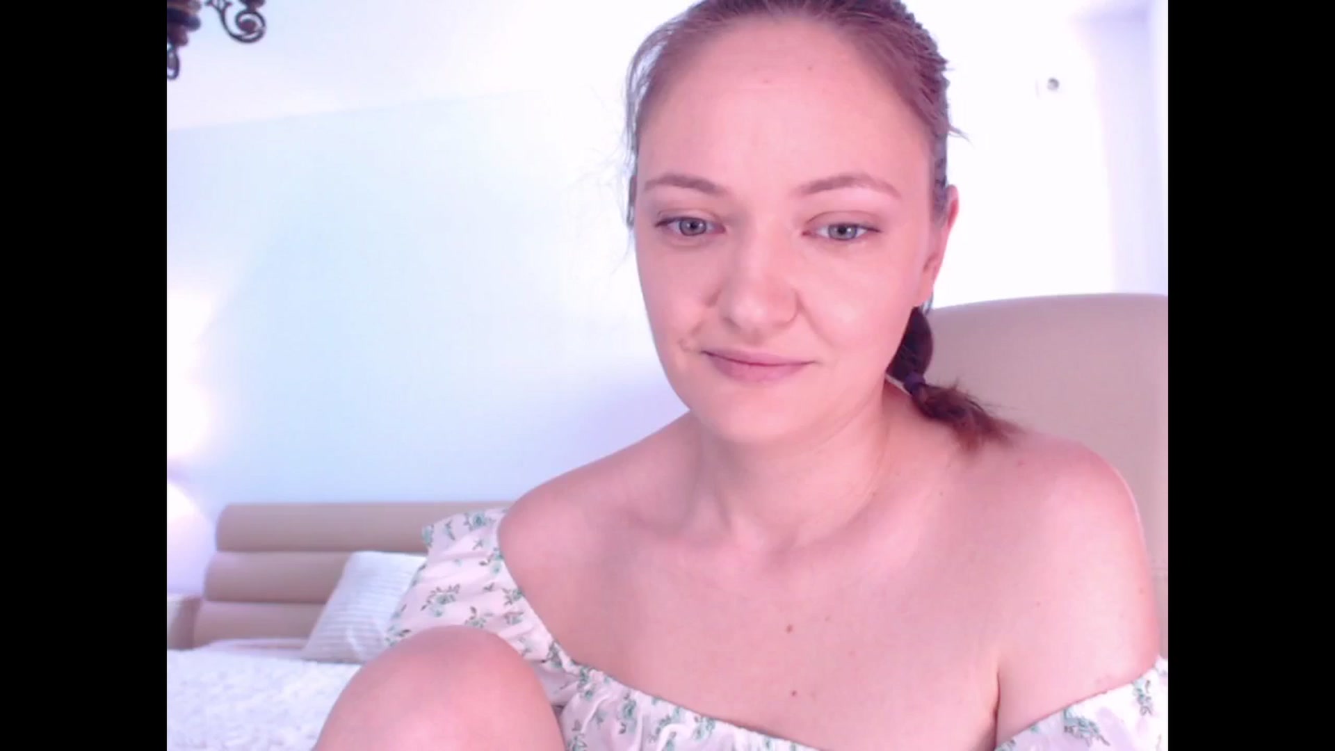 Gallery image thumbnail from AddictiveLara's myfreecams stream on, 06/22/2024, 10:18 image 8 of 20