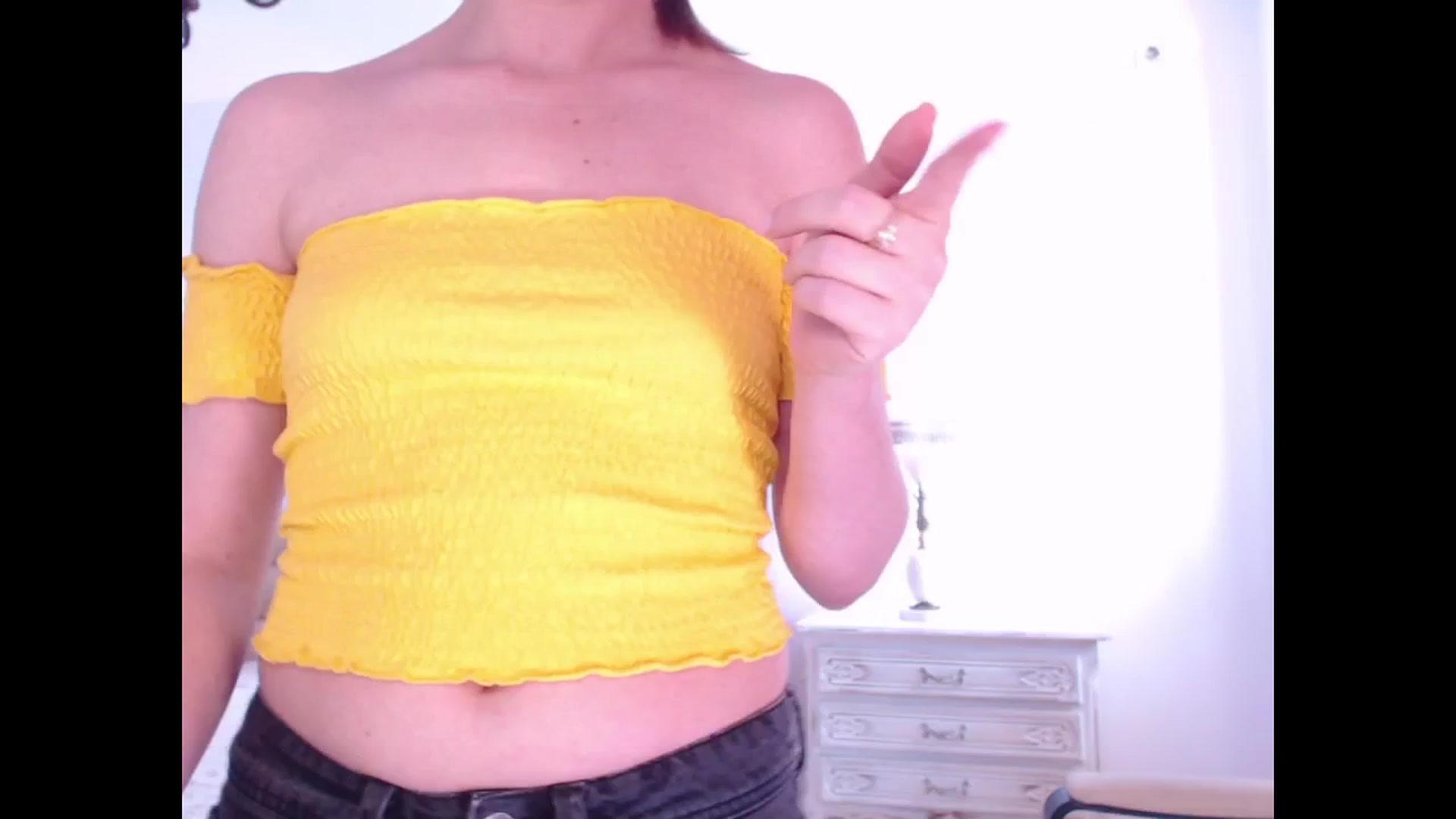 Gallery image thumbnail from AddictiveLara's myfreecams stream on, 06/23/2024, 10:05 image 7 of 20