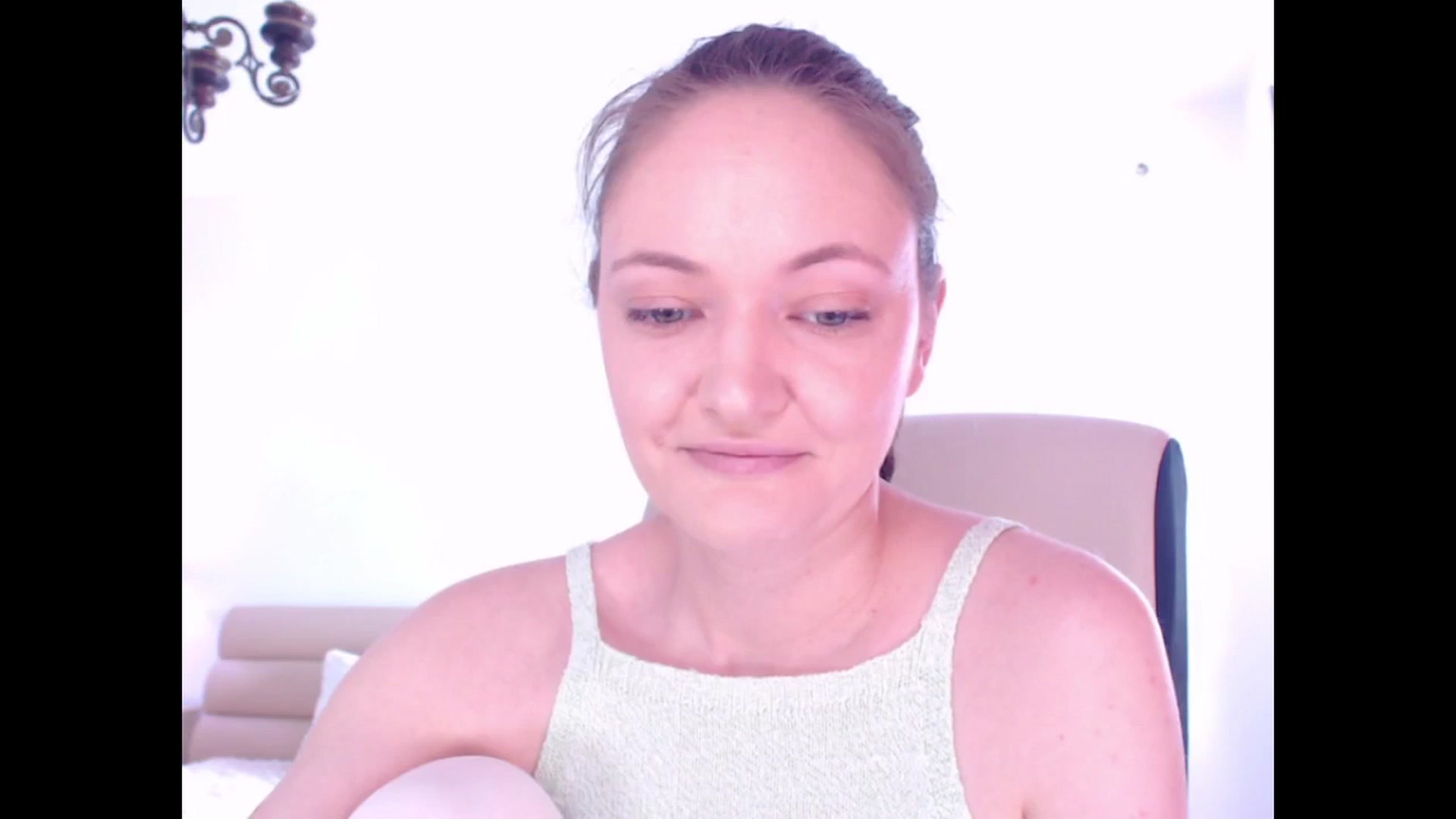 Gallery image thumbnail from AddictiveLara's myfreecams stream on, 06/25/2024, 09:32 image 2 of 20
