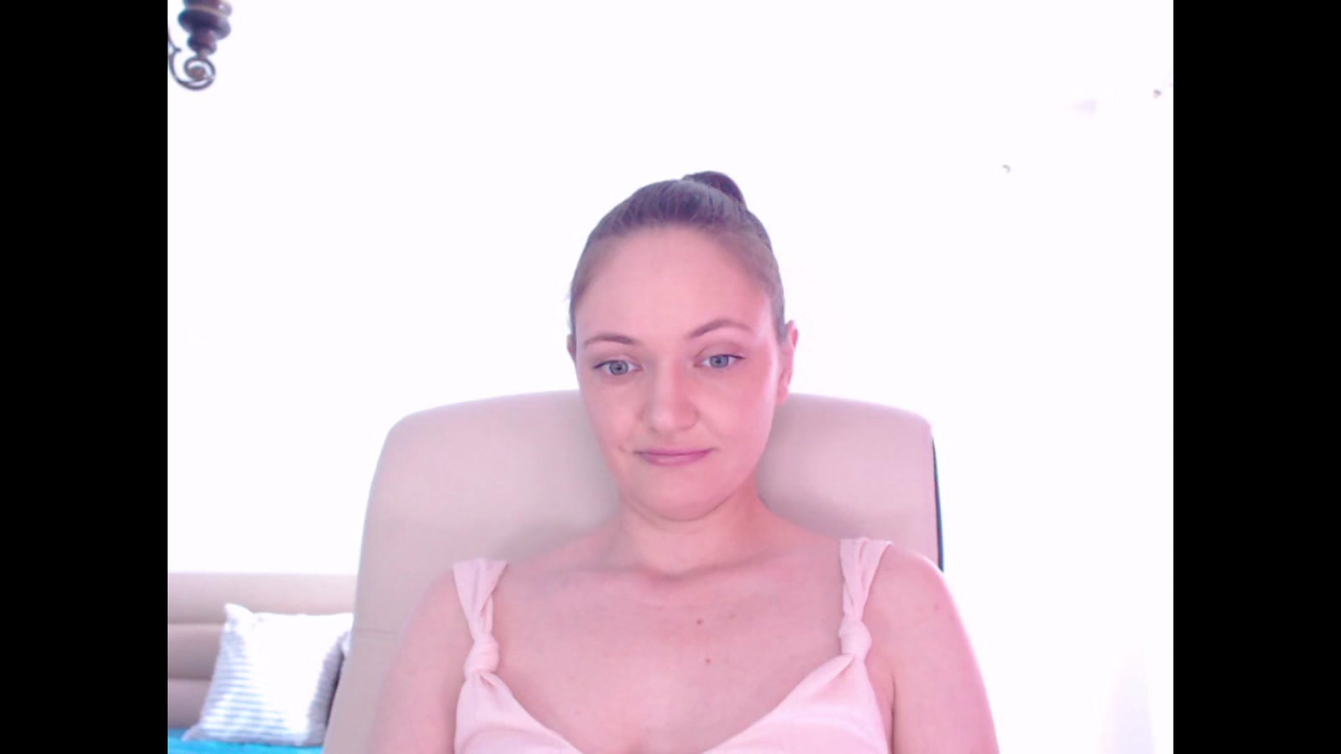 Gallery image thumbnail from AddictiveLara's myfreecams stream on, 08/03/2024, 10:19 image 15 of 20