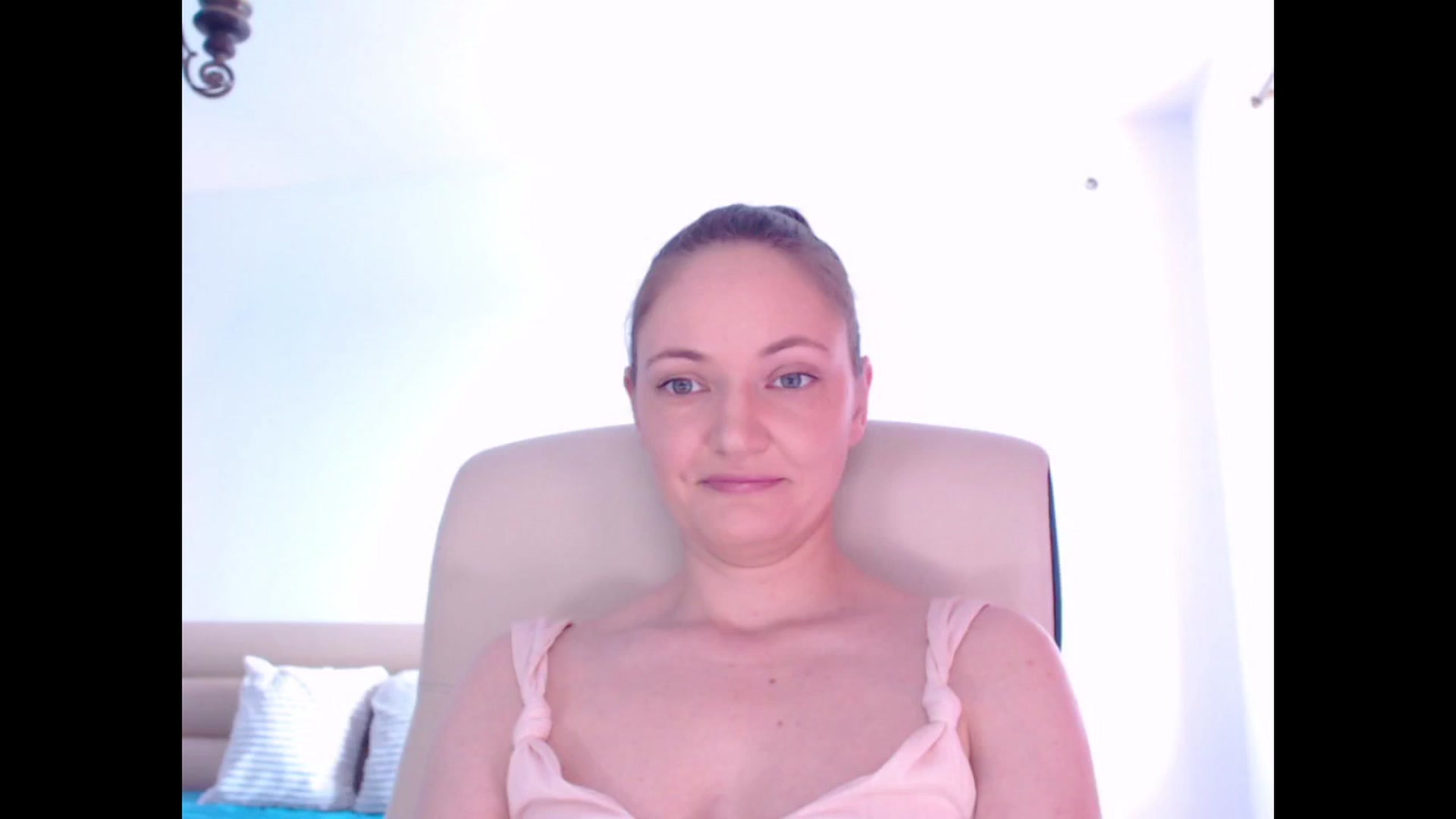 Gallery image thumbnail from AddictiveLara's myfreecams stream on, 08/03/2024, 10:19 image 12 of 20