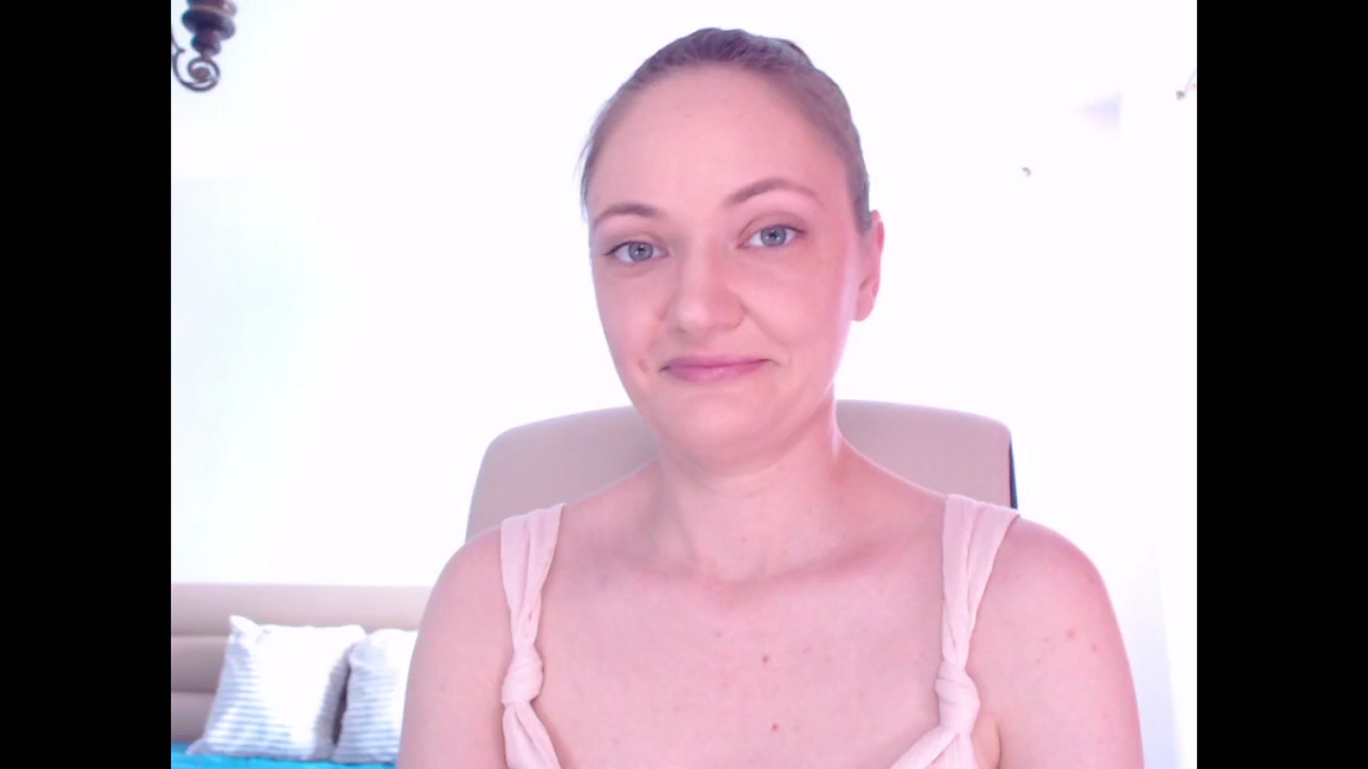 Gallery image thumbnail from AddictiveLara's myfreecams stream on, 08/03/2024, 10:19 image 20 of 20