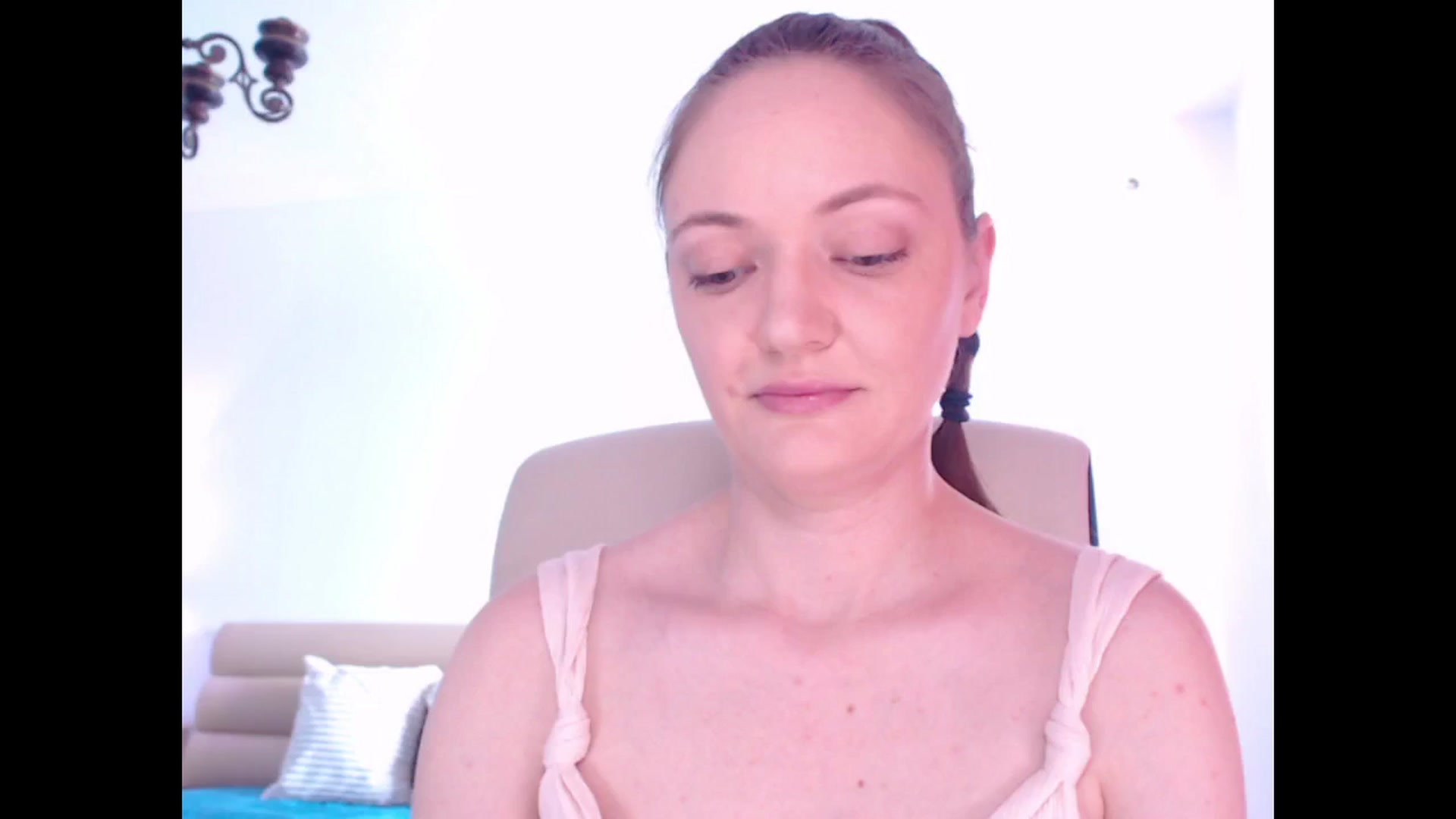 Gallery image thumbnail from AddictiveLara's myfreecams stream on, 08/03/2024, 10:19 image 5 of 20
