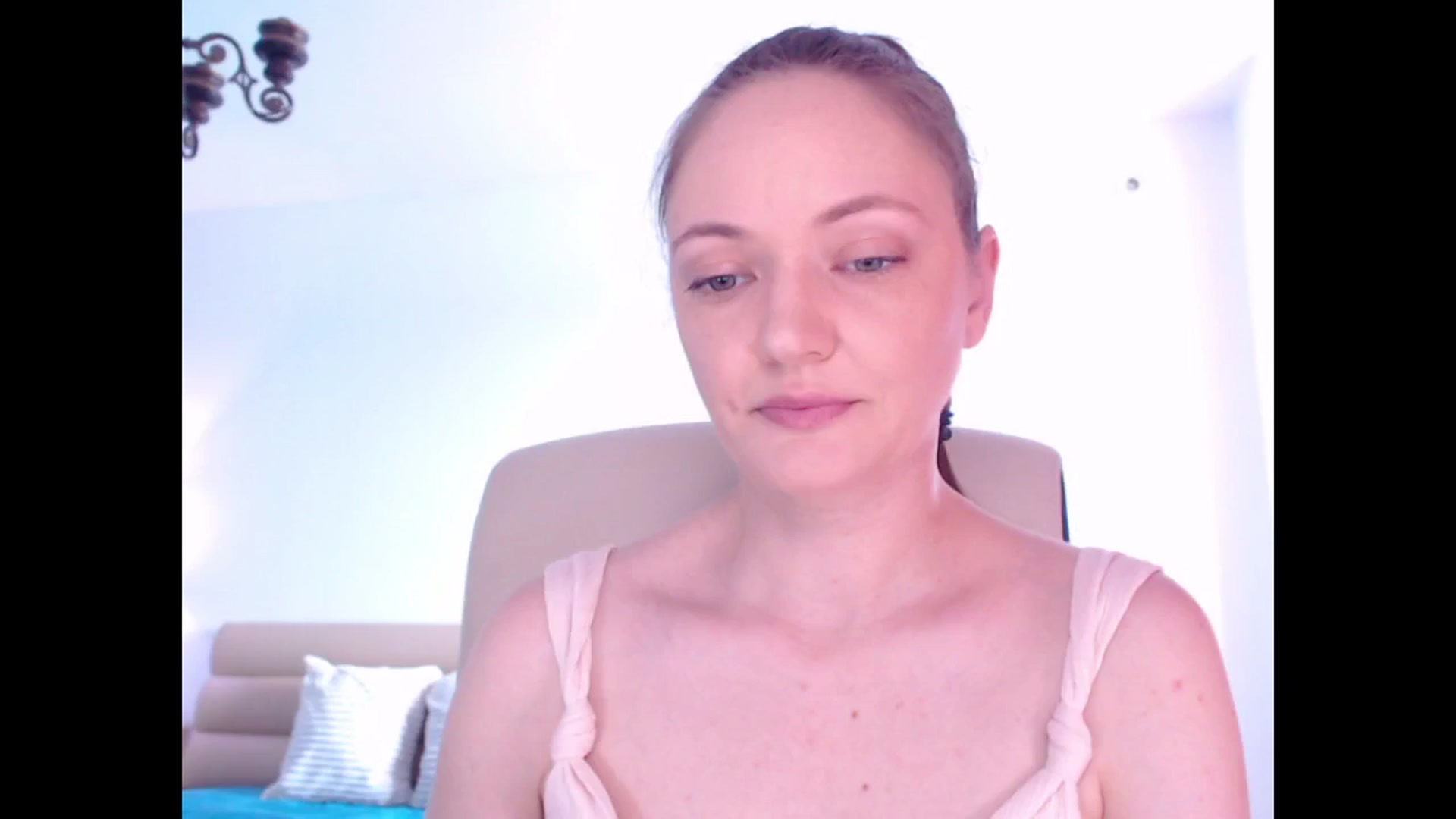 Gallery image thumbnail from AddictiveLara's myfreecams stream on, 08/03/2024, 10:19 image 6 of 20