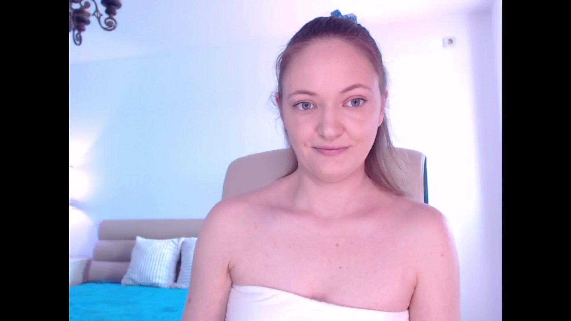 Gallery image thumbnail from AddictiveLara's myfreecams stream on, 08/25/2024, 08:10 image 16 of 20