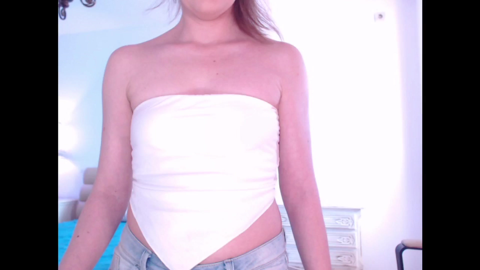 Gallery image thumbnail from AddictiveLara's myfreecams stream on, 08/25/2024, 09:49 image 14 of 20