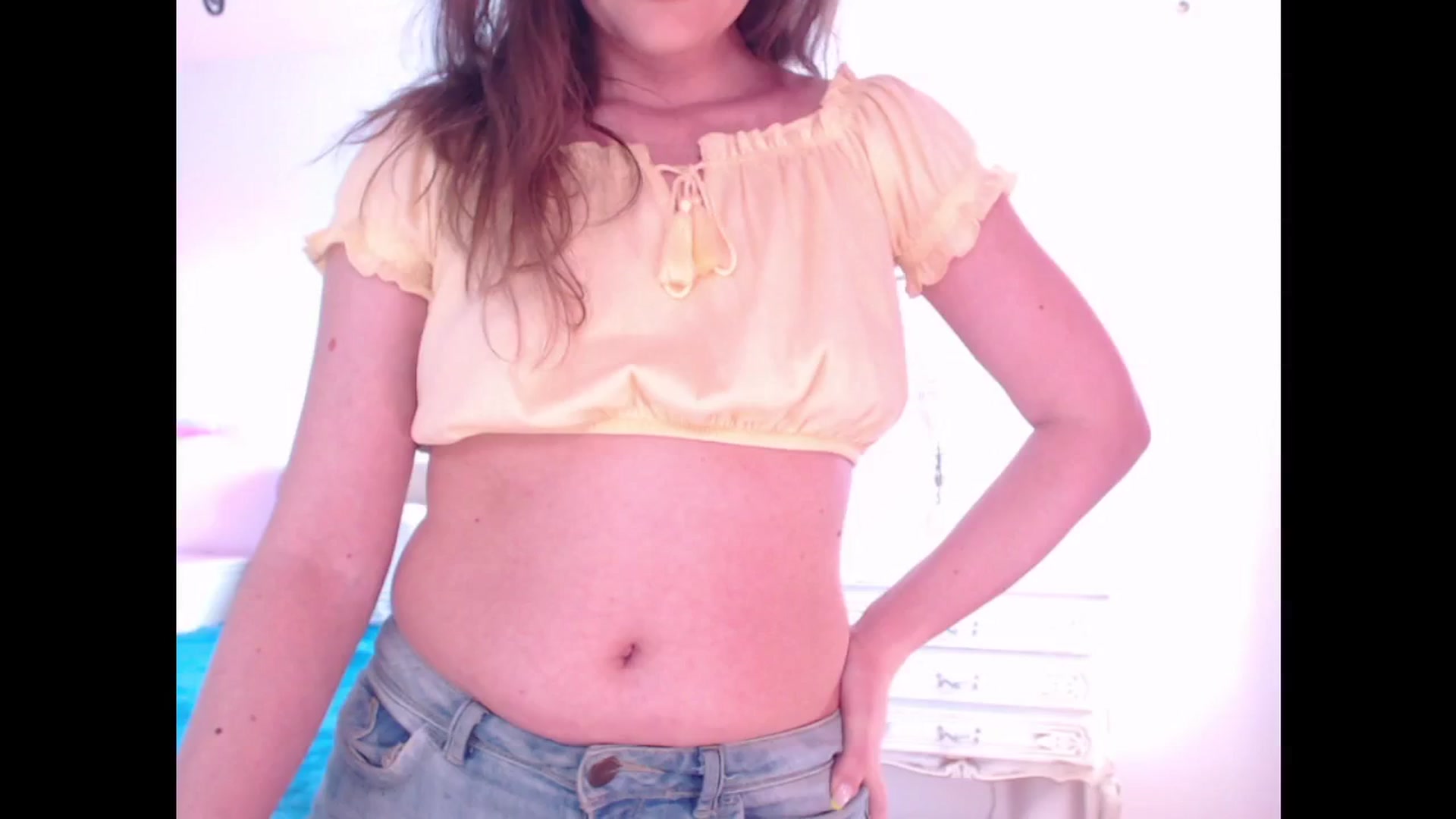 Gallery image thumbnail from AddictiveLara's myfreecams stream on, 09/26/2024, 10:38 image 12 of 20