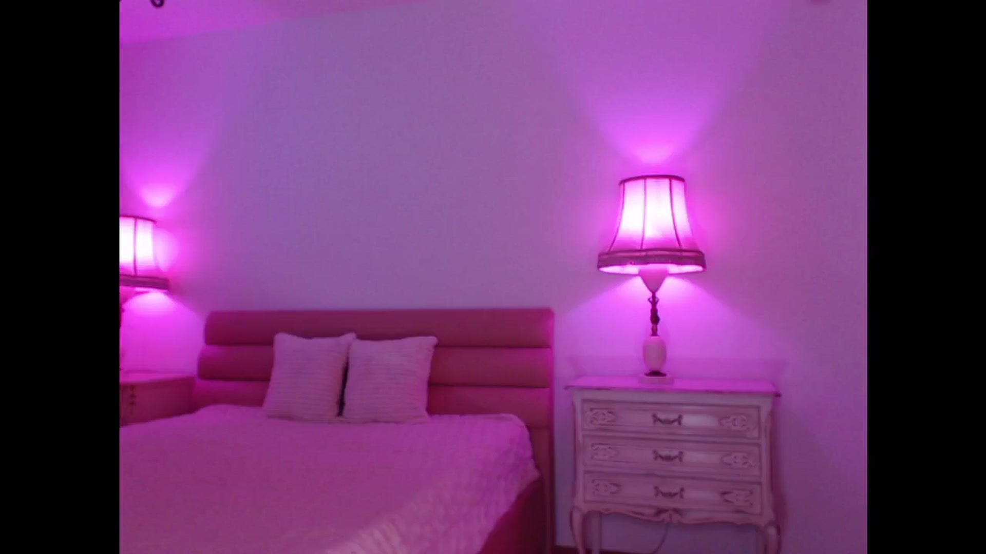 Gallery image thumbnail from AddictiveLara's myfreecams stream on, 10/27/2024, 22:16 image 7 of 20